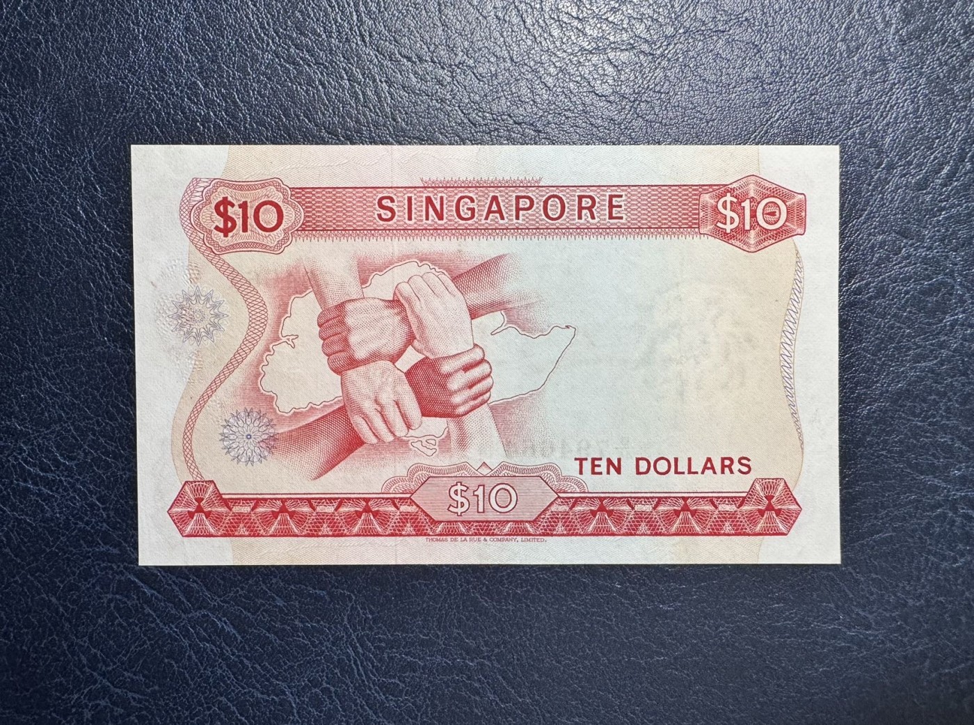 收藏联盟Quantum Auction 第340期拍卖  新加坡1967年10元 品相AU 灯下轻微潮斑点 胡姬花