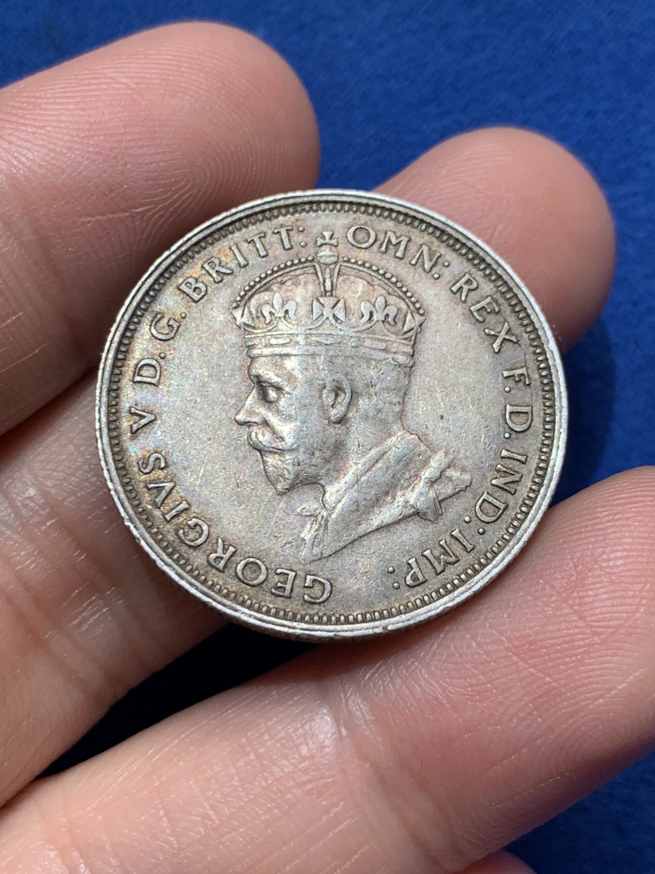 《竞宝斋》第260场-周日，周一，周二 3场连拍 (全场包邮) 澳大利亚1927年乔治五世堪培拉国会大厦2先令银币