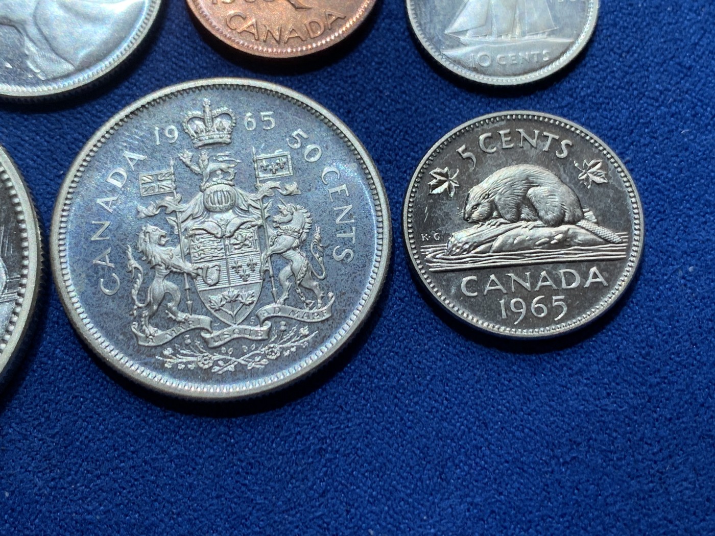 《竞宝斋》第260场-周日，周一，周二 3场连拍 (全场包邮) 6枚一组 加拿大1965年银套币 卷拆品相