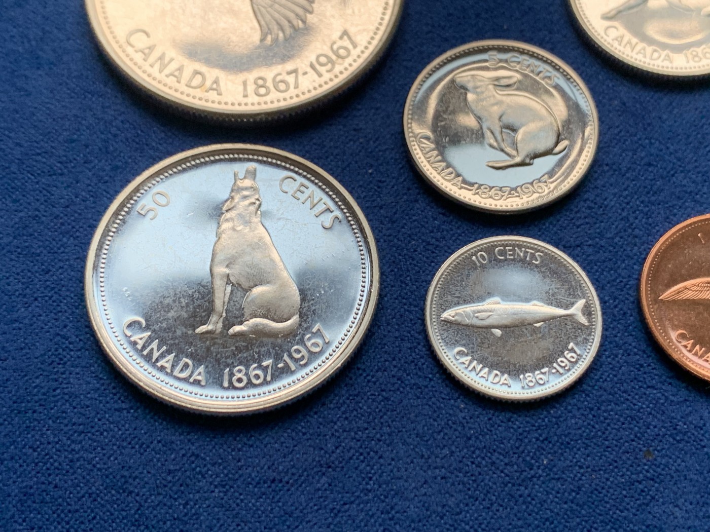 《竞宝斋》第261场-周日，周一，周二 3场连拍 (全场包邮) 6枚一组 加拿大1967年套币 含4枚银币 卷拆品相