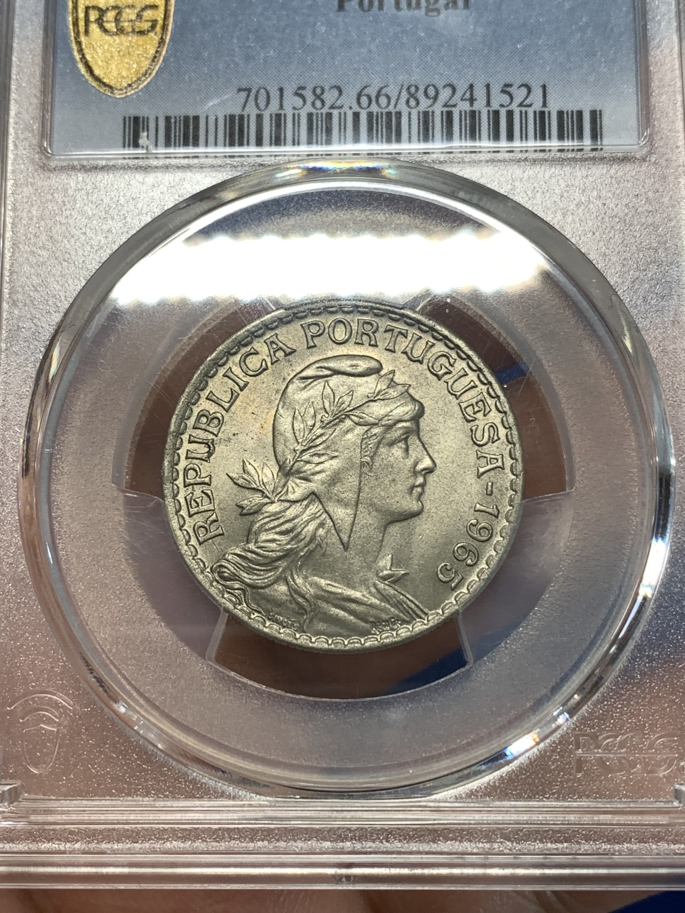 《竞宝斋》第261场-周日，周一，周二 3场连拍 (全场包邮) PCGS金盾 MS66 葡萄牙1965年1埃斯库多镍币，唯一冠军分