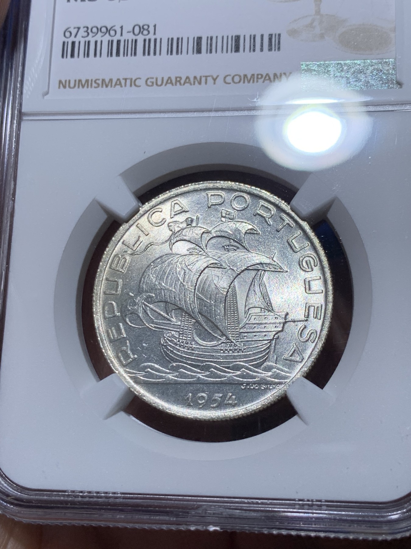 《竞宝斋》第261场-周日，周一，周二 3场连拍 (全场包邮) NGC MS65 葡萄牙1954年大帆船10埃斯库多银币