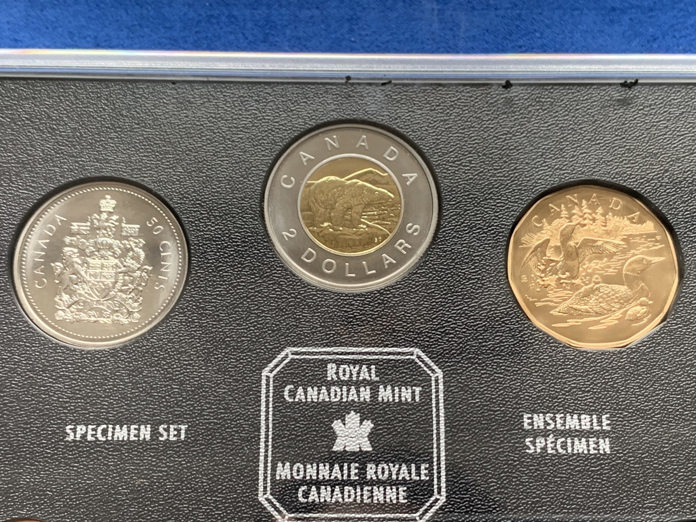 《竞宝斋》第261场-周日，周一，周二 3场连拍 (全场包邮) 加拿大 2002年 Specimen Set 套币 7枚装  精制磨砂工艺 非普通UNC品相