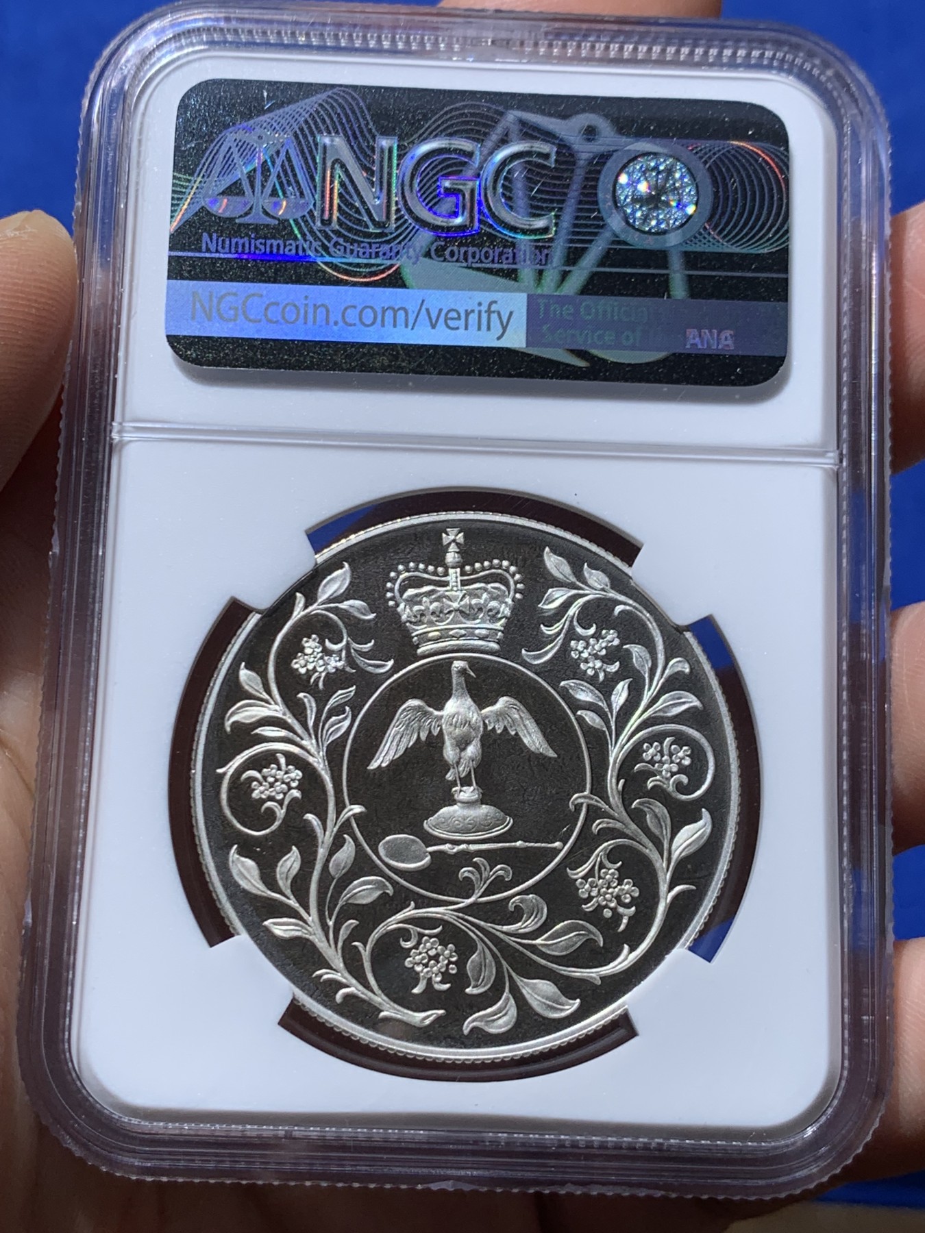 《竞宝斋》第261场-周日，周一，周二 3场连拍 (全场包邮) NGC PF69UC 英国 1977年 25便士 女王伊丽莎白二世在位25周年 银币