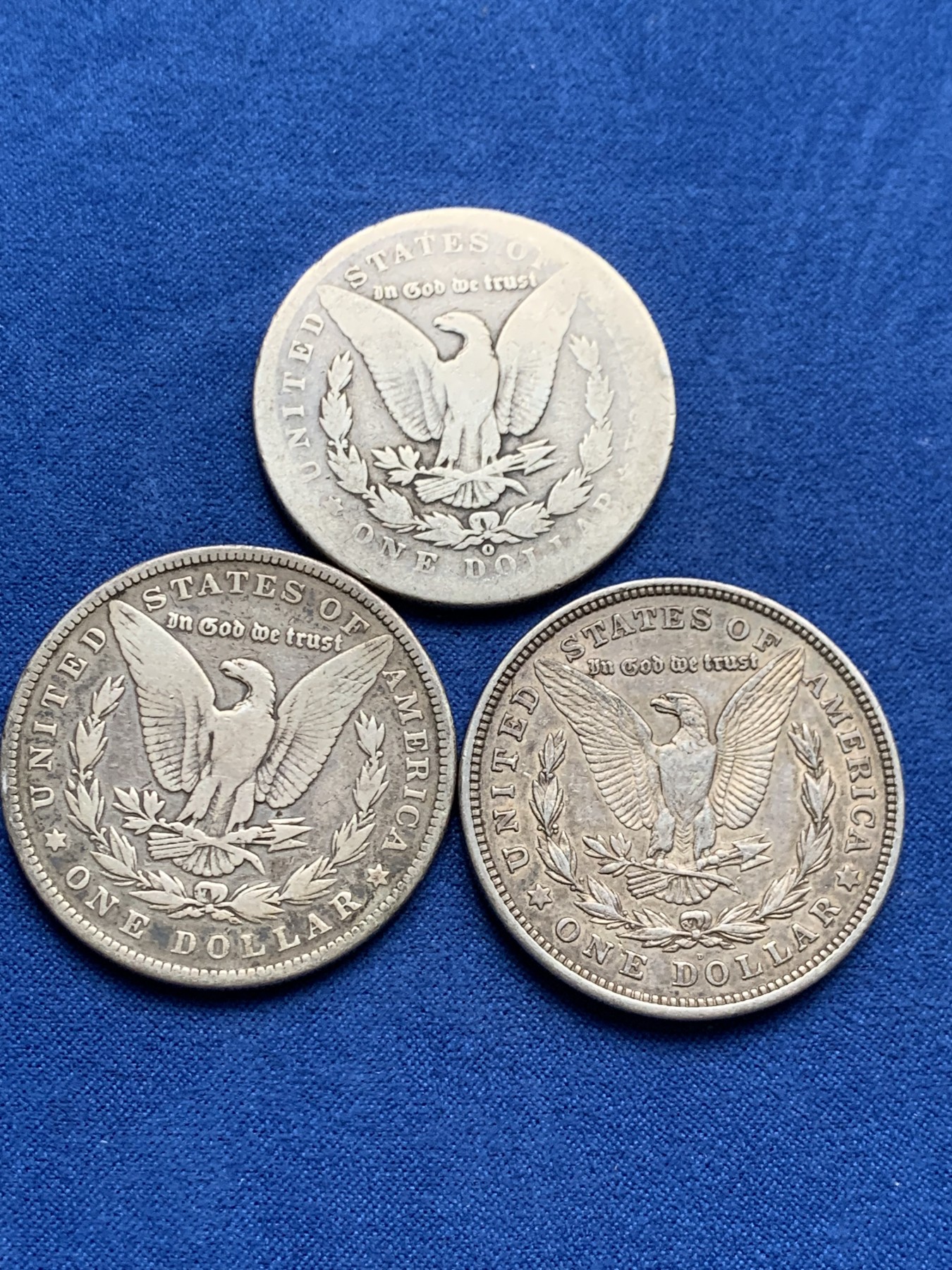 《竞宝斋》第261场-周日，周一，周二 3场连拍 (全场包邮) 3枚一组 美国摩根银币 3个不同年份 细节见图