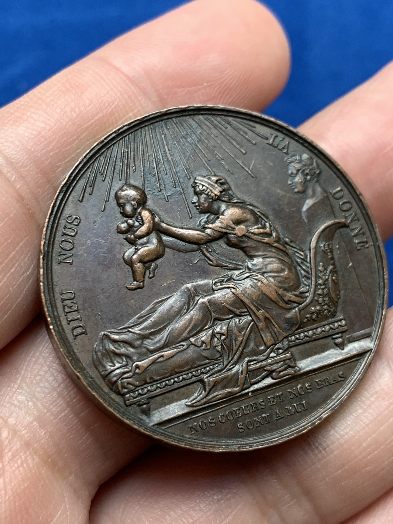 《竞宝斋》第261场-周日，周一，周二 3场连拍 (全场包邮) 法国1820年亨利尚博尔伯爵出生铜制纪念章