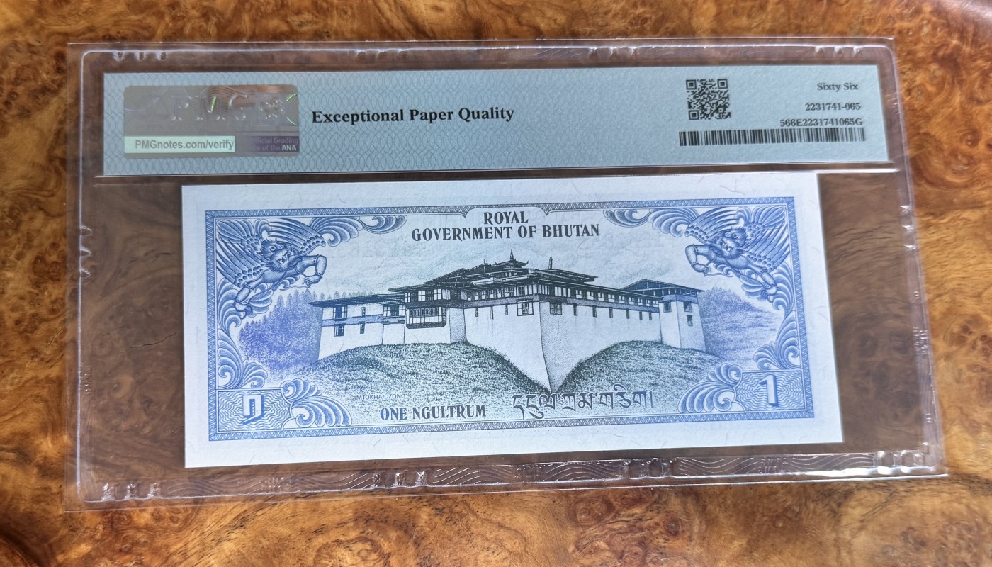 Chase Auction 第28期 - - 外钞、民国钞和人民币混合场！ 1981年不丹1元，PMG66！