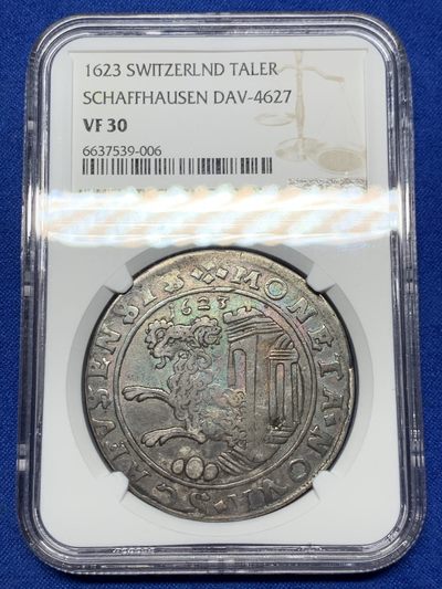 《竞宝斋》第261场-周日，周一，周二 3场连拍 (全场包邮) - 冠军分 NGC VF30 瑞士1623沙夫豪森泰勒大银币，冠军分深打包浆厚实羊脸清晰低评了，稀有的泰勒大银，特别漂亮。