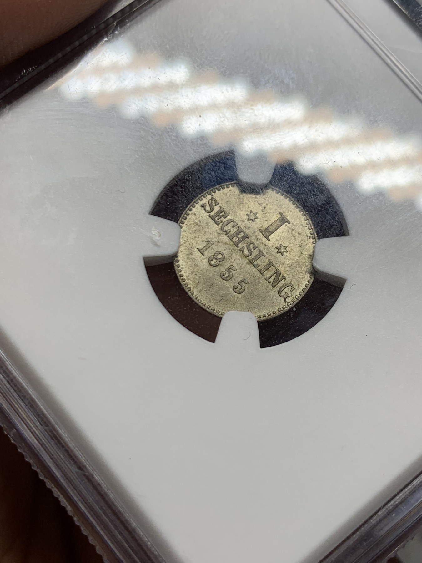 《竞宝斋》第261场-周日，周一，周二 3场连拍 (全场包邮) NGC MS65 德国 1855年 汉堡 1S 城堡先令 银币 黄油彩 高分 细节很好 更高分仅三枚