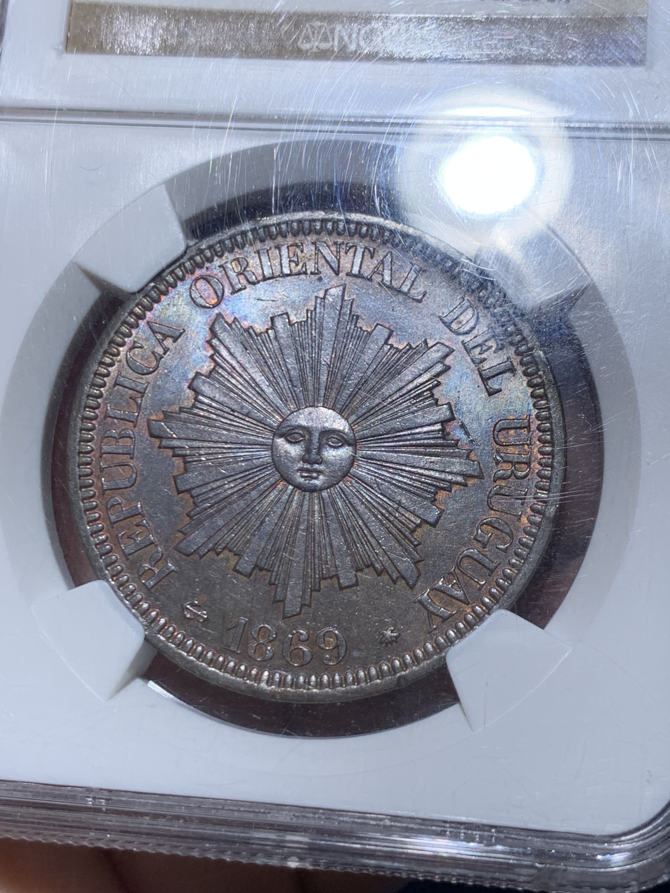 《竞宝斋》第261场-周日，周一，周二 3场连拍 (全场包邮) NGC MS63BN 1869年乌拉圭4分太阳脸大铜币  非常稀少的A版巴黎铸币厂 比H版稀少 漂亮的巧克力色