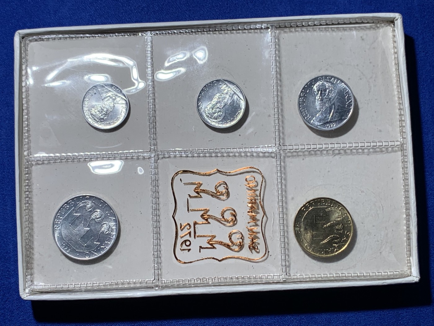 《竞宝斋》第261场-周日，周一，周二 3场连拍 (全场包邮) 原盒证书 圣马力诺 1972年 5枚封装