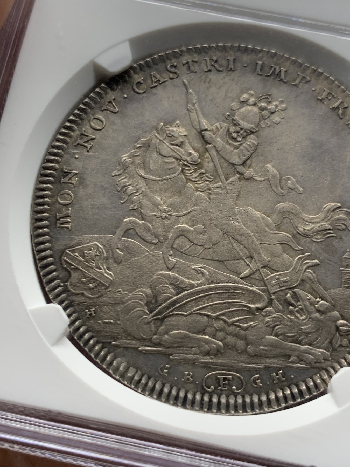 《竞宝斋》第261场-周日，周一，周二 3场连拍 (全场包邮) NGC MS63 神圣罗马帝国 1804 弗里德贝格骑士屠龙 泰勒大银币 打制清晰 细腻的场景 难得藏品