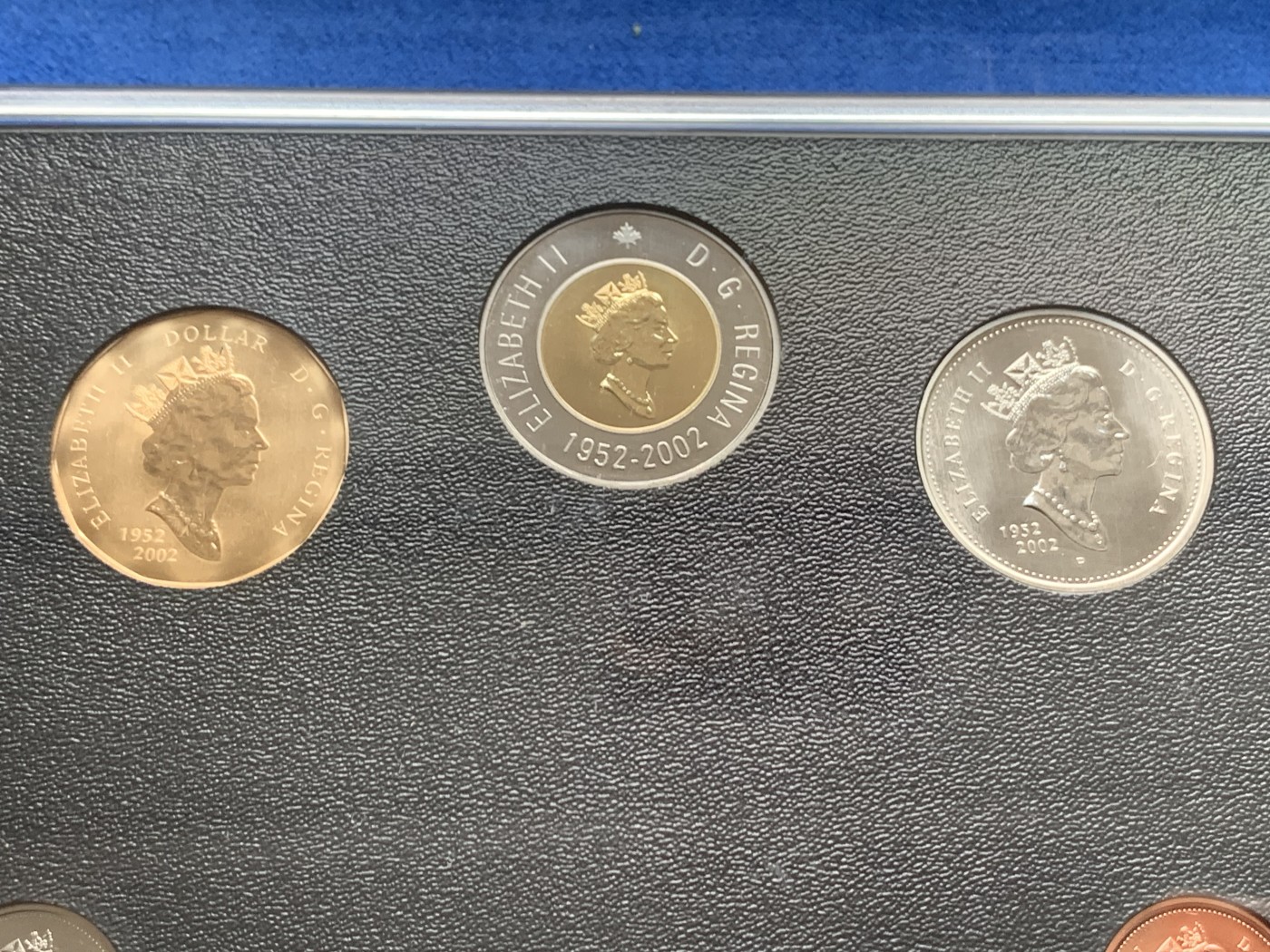 《竞宝斋》第261场-周日，周一，周二 3场连拍 (全场包邮) 加拿大 2002年 Specimen Set 套币 7枚装  精制磨砂工艺 非普通UNC品相