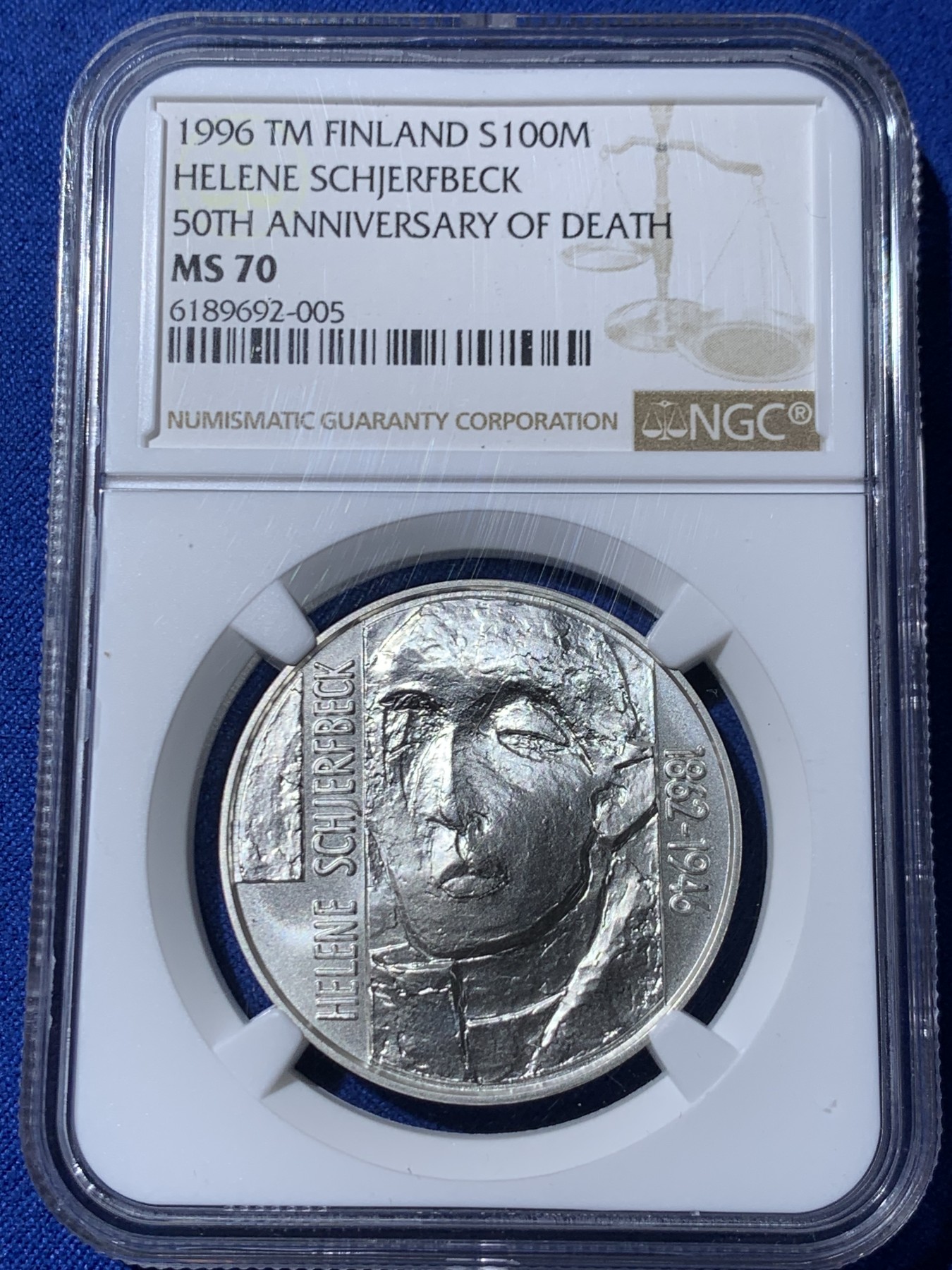 《竞宝斋》第261场-周日，周一，周二 3场连拍 (全场包邮) NGC MS70 芬兰1996年画家海莲娜自画像100马克银币（克劳斯获奖1998年最佳艺术币）