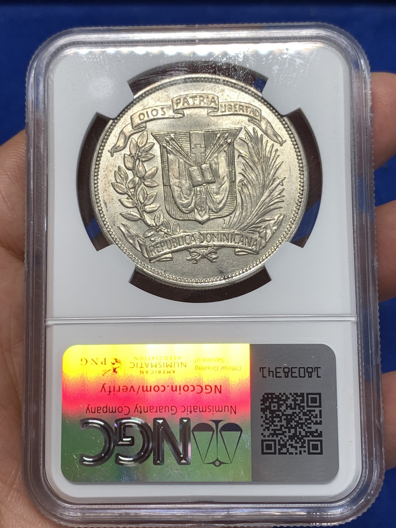 《竞宝斋》第261场-周日，周一，周二 3场连拍 (全场包邮) NGC UNC 多米尼加1955年独裁者特鲁希略执政纪念比索大银币