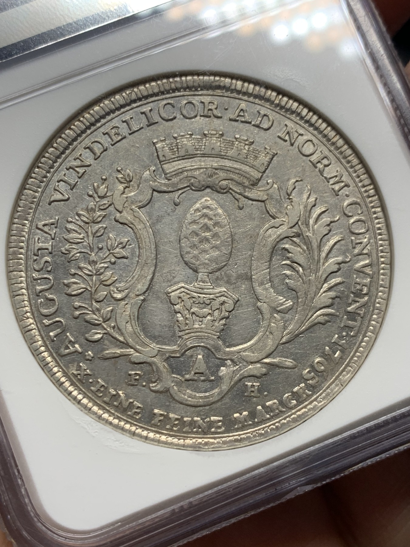 《竞宝斋》第261场-周日，周一，周二 3场连拍 (全场包邮) NGC AUD 1765年德国奥格斯堡1泰勒银币 背逆 这个少见城邦与年份