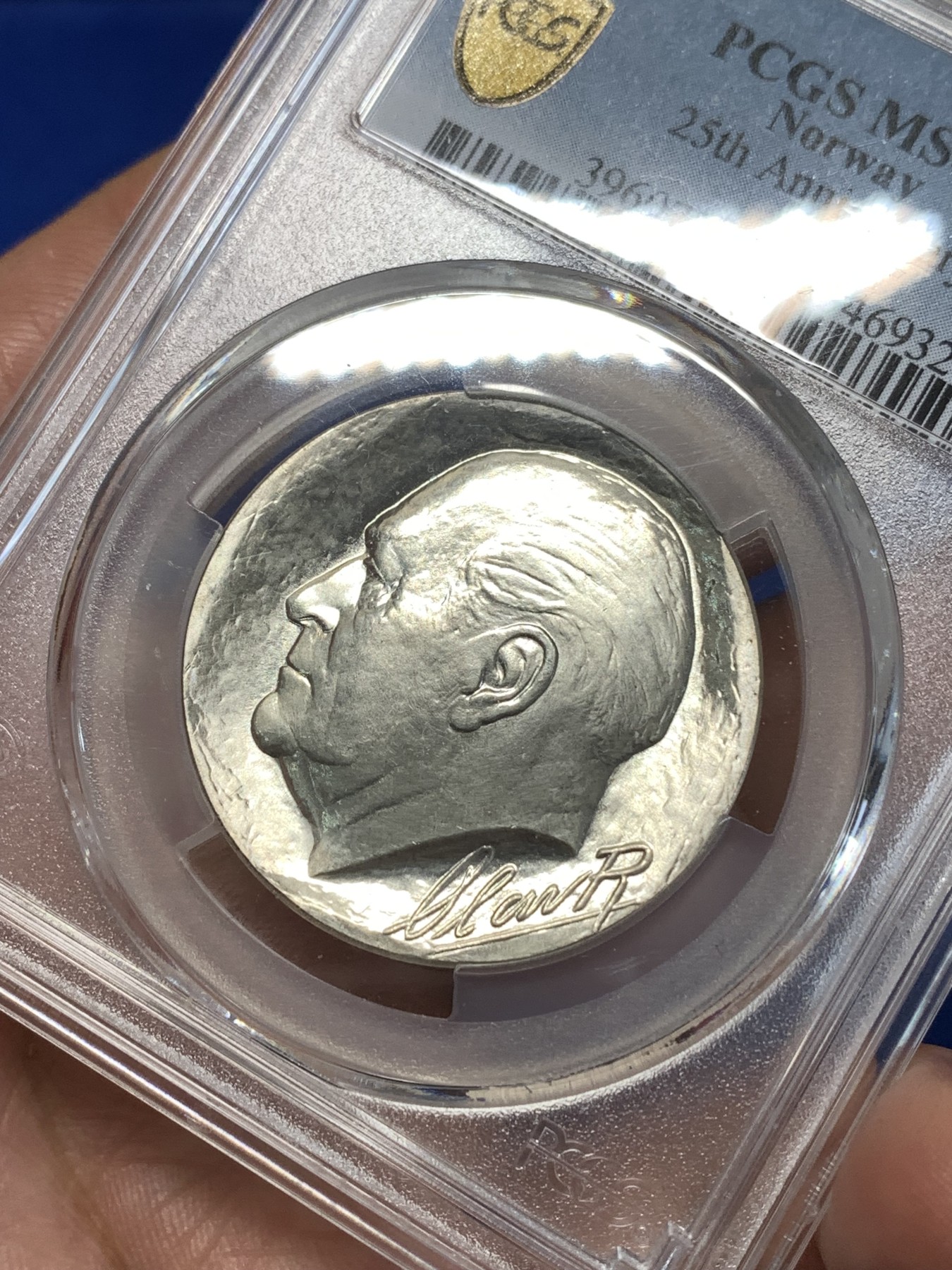 《竞宝斋》第261场-周日，周一，周二 3场连拍 (全场包邮) PCGS MS66 挪威1982年国王奥拉夫登基25周年100克朗纪念大银币，高浮雕