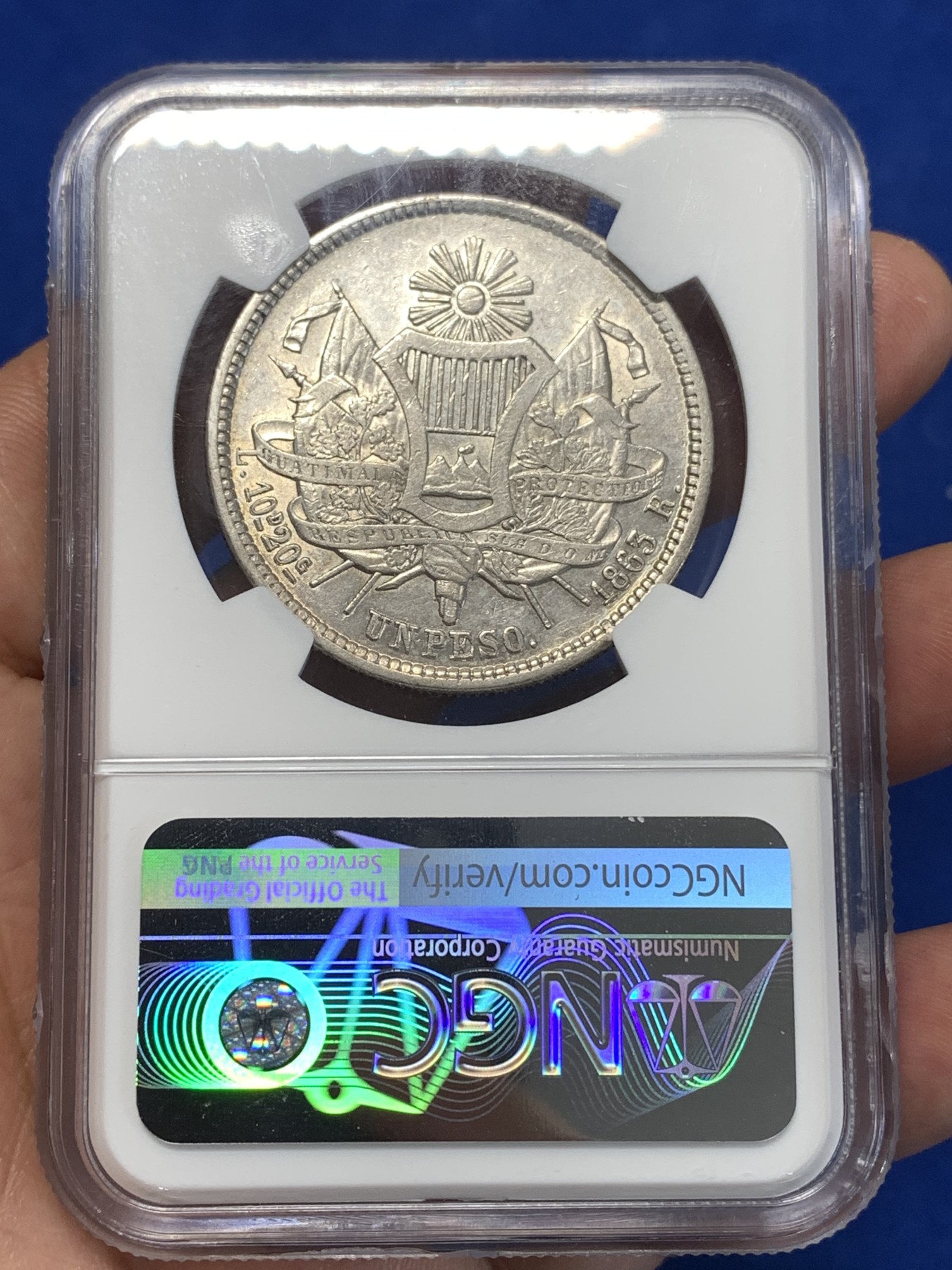 《竞宝斋》第261场-周日，周一，周二 3场连拍 (全场包邮) NGC AU50 危地马拉 1863年 1比索 大银币 热门中南美洲品种 这个品种给分难得