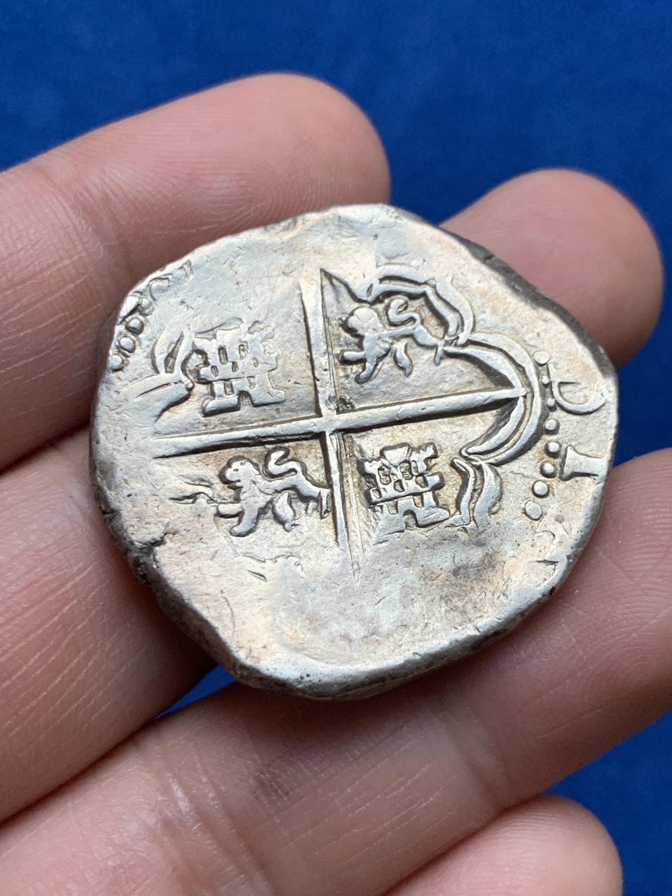 《竞宝斋》第261场-周日，周一，周二 3场连拍 (全场包邮) 墨西哥8R锄头银币 27.1克 细节见图