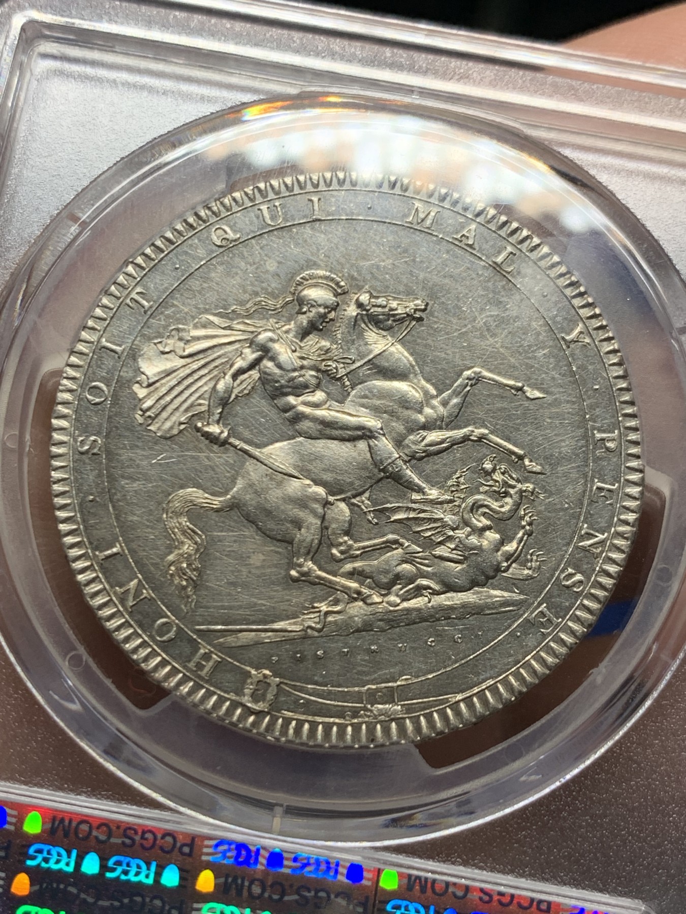 《竞宝斋》第261场-周日，周一，周二 3场连拍 (全场包邮) PCGS UNCD 1819年英国乔治三世马剑 镜面底板，所以划痕格外明显，毕竟UNC，其他细节不差的