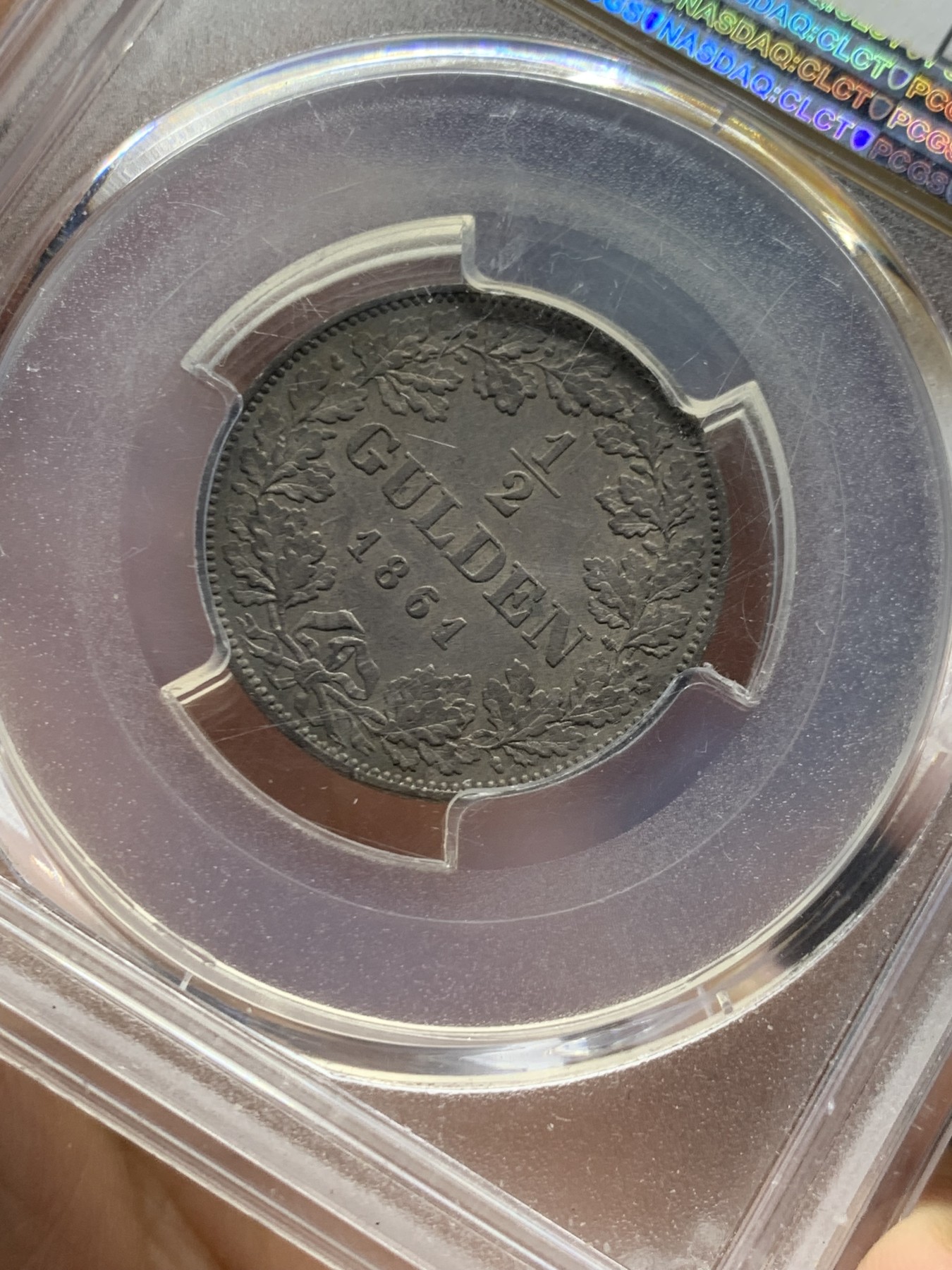 《竞宝斋》第261场-周日，周一，周二 3场连拍 (全场包邮) PCGS AU55 德国巴伐利亚 1861年 1/2古尔登 银币 正面五彩包浆反面黑包浆