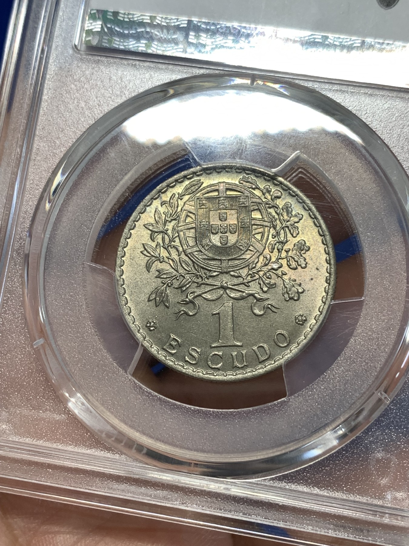 《竞宝斋》第261场-周日，周一，周二 3场连拍 (全场包邮) PCGS金盾 MS66 葡萄牙1965年1埃斯库多镍币，唯一冠军分