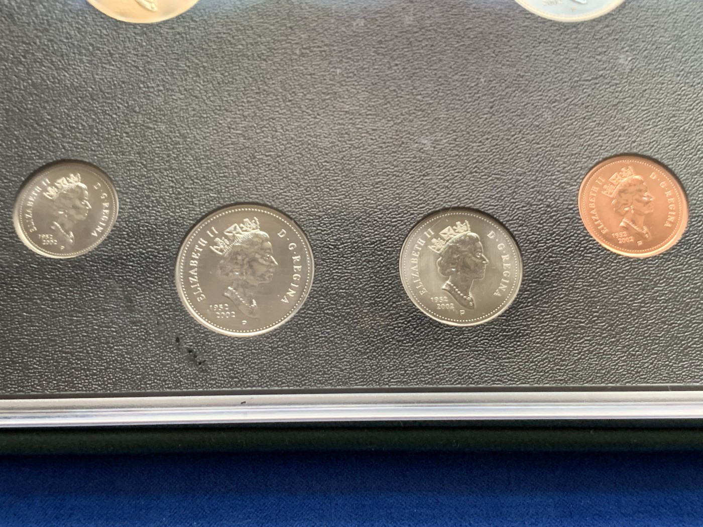 《竞宝斋》第261场-周日，周一，周二 3场连拍 (全场包邮) 加拿大 2002年 Specimen Set 套币 7枚装  精制磨砂工艺 非普通UNC品相