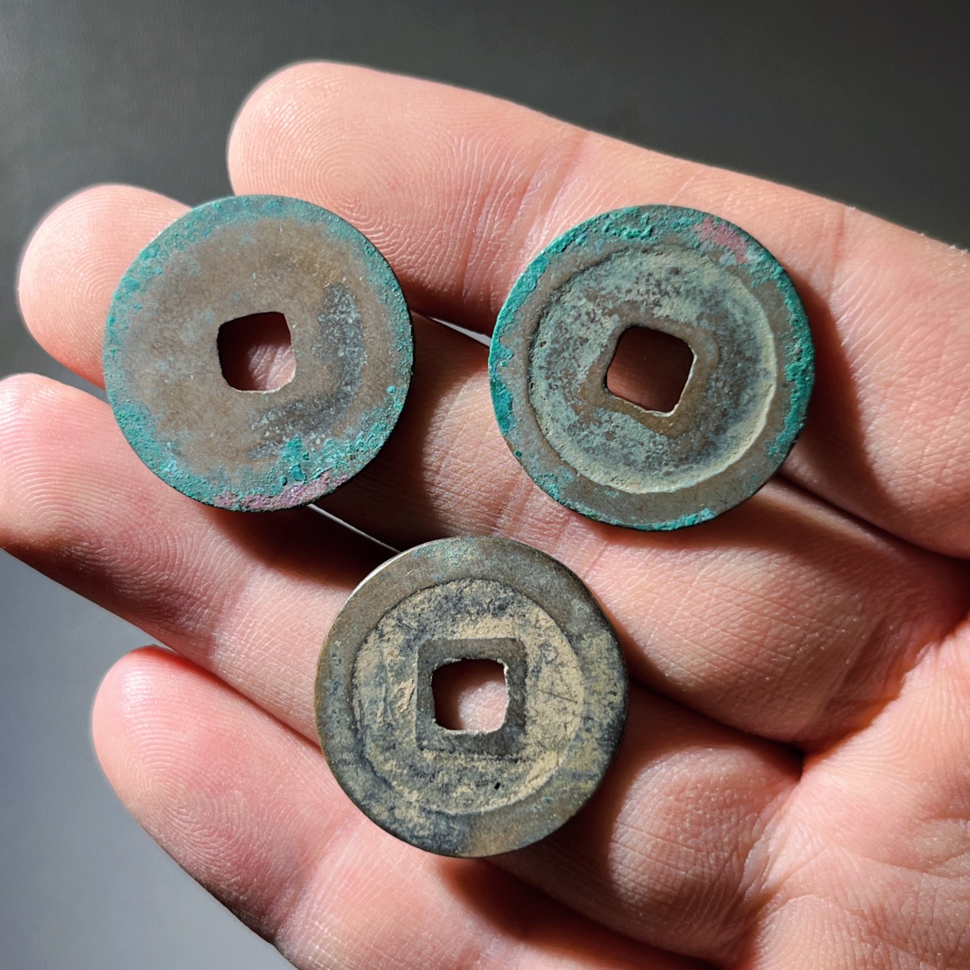 第240427期，18:30 古币精品专场 千万别错过 这个有三种字体 真书，行书，草书，还是宋太宗亲笔