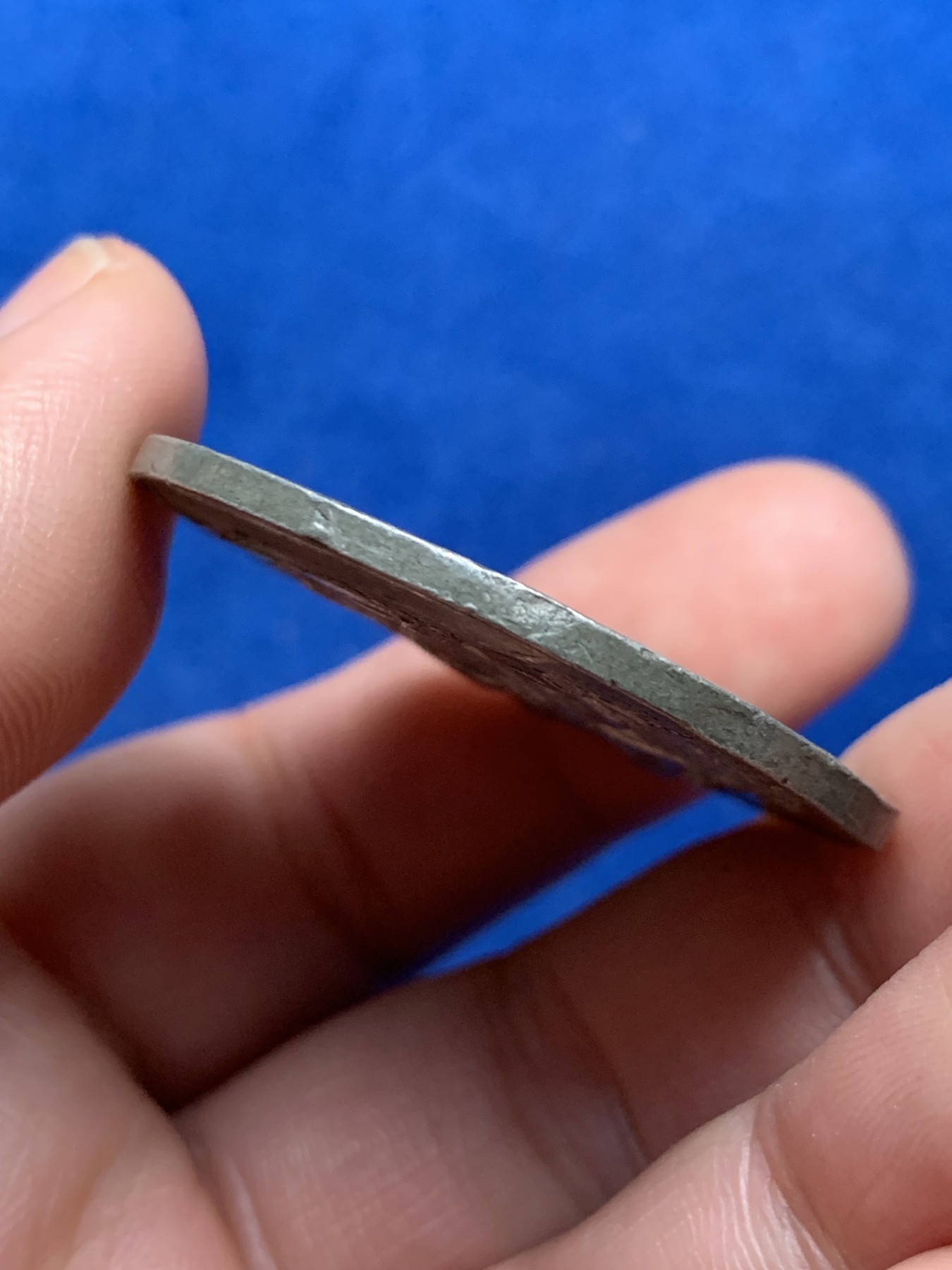 《竞宝斋》第262场-周日，周一，周二 3场连拍 (全场包邮) 英国1857艺术珍宝展览会合金纪念章，BHM编号2606，少见品种品相，带老藏家标签，19.39g，41.3mm