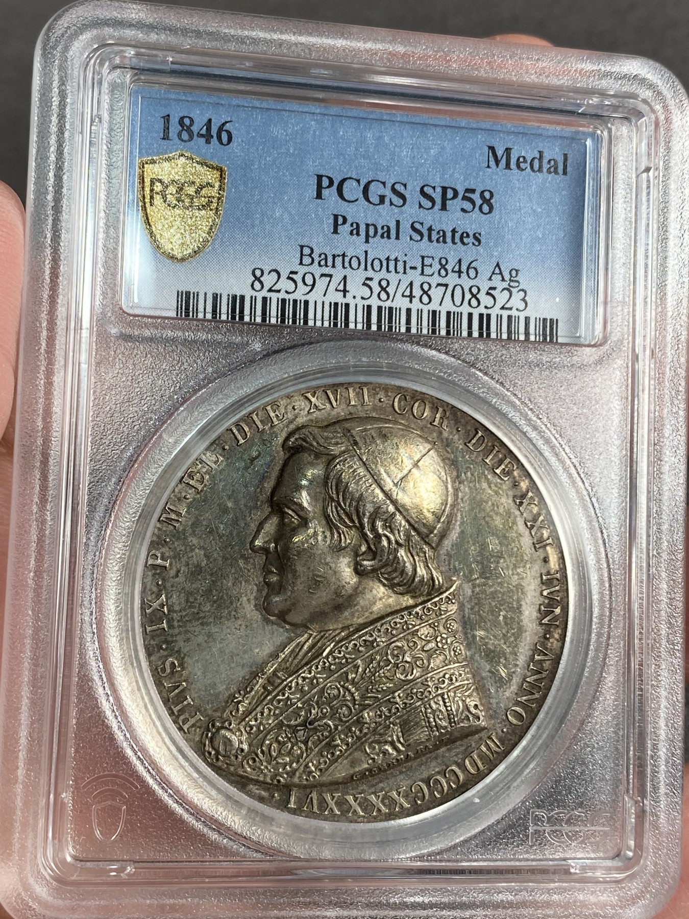 万国钱币拍卖第024期（诸神之战） PCGS SP58 1846年教皇国庇护九世双圣纪念大银章 五彩高浮雕 早期教皇国大银章好品难得