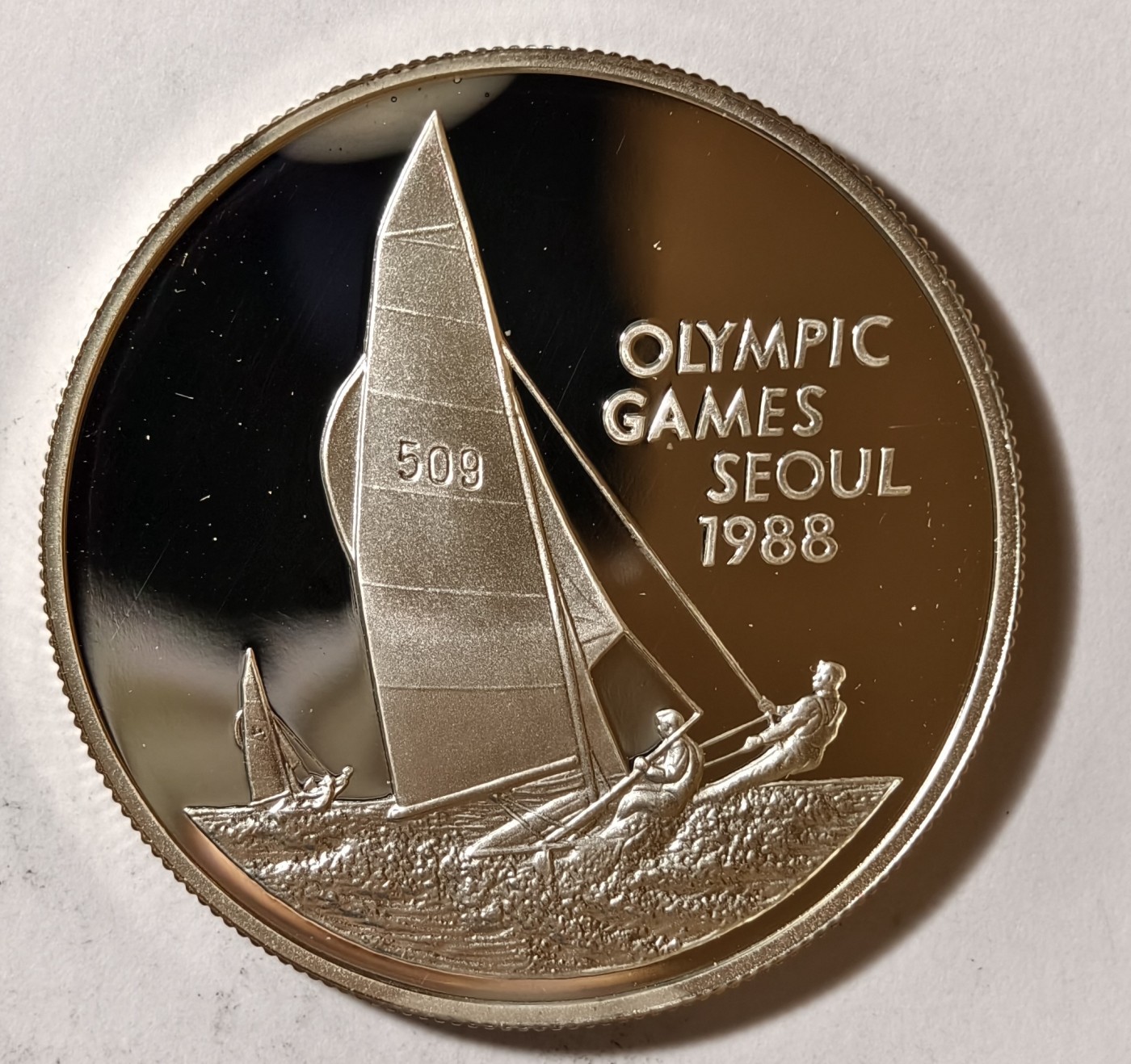 紫瑗钱币——第342期拍卖 开曼群岛 1988年 汉城奥运会 帆船 509号 5元 28.28克 0.925银 精制