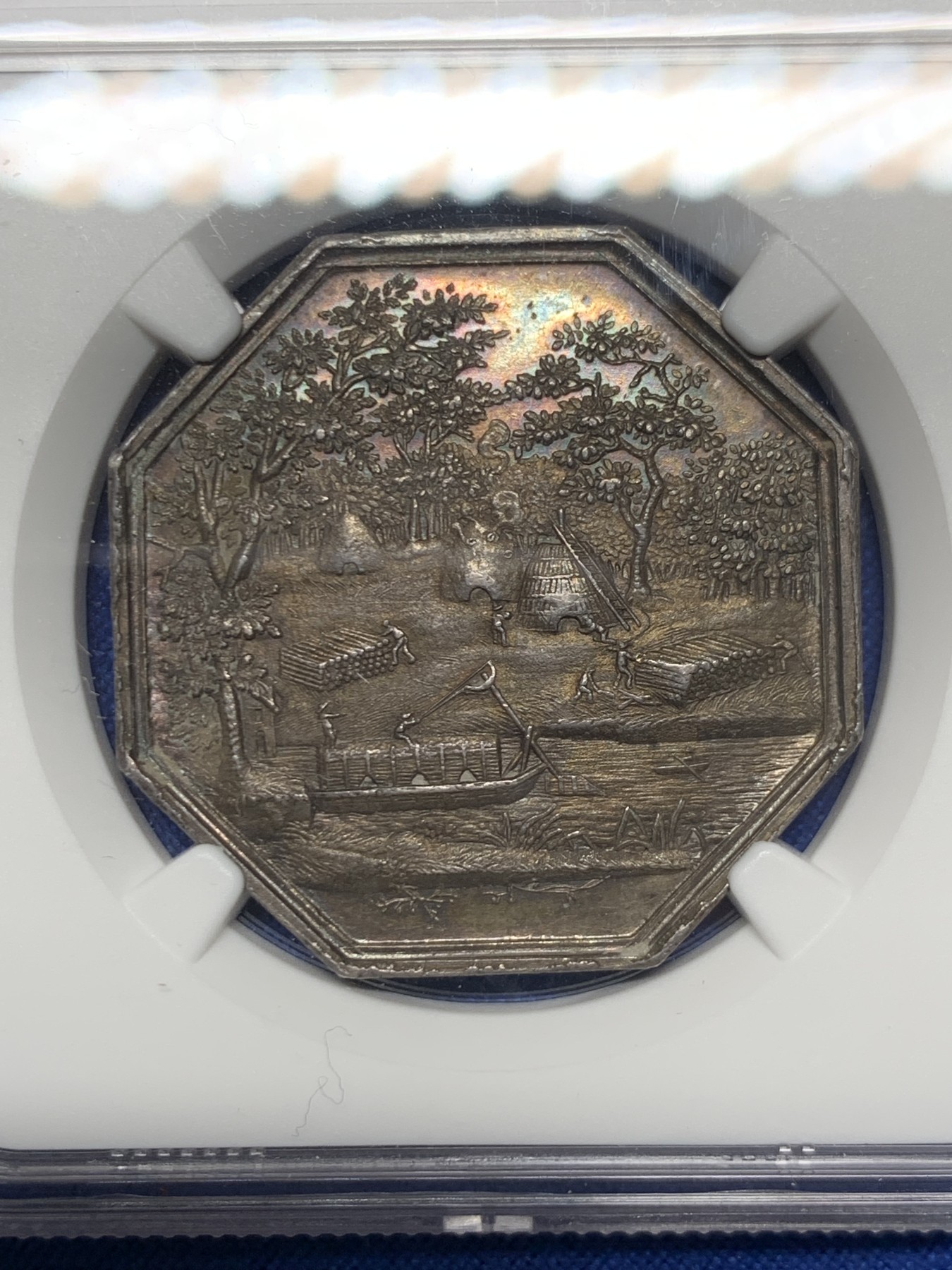 《竞宝斋》第262场-周日，周一，周二 3场连拍 (全场包邮) NGC AU58 法国1820年巴黎木炭贸易公司名誉品八角银质jeton，油画般的林中美景，细节丰富