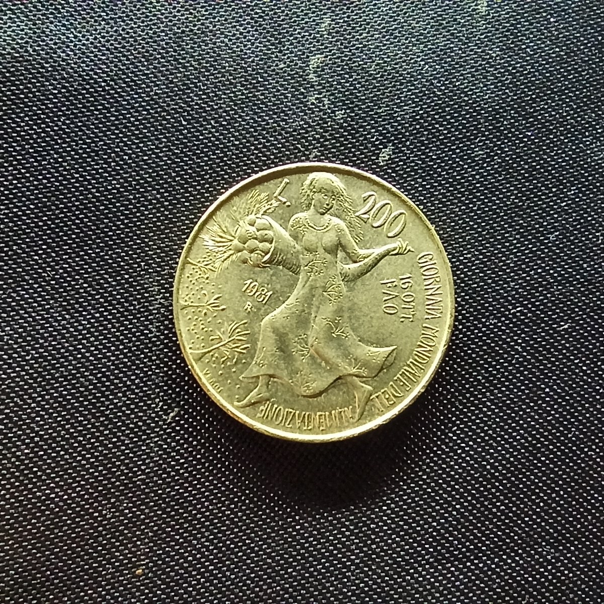 邮泉阁限时拍卖第四场 意大利硬币专场 意大利1981年200里拉纪念币