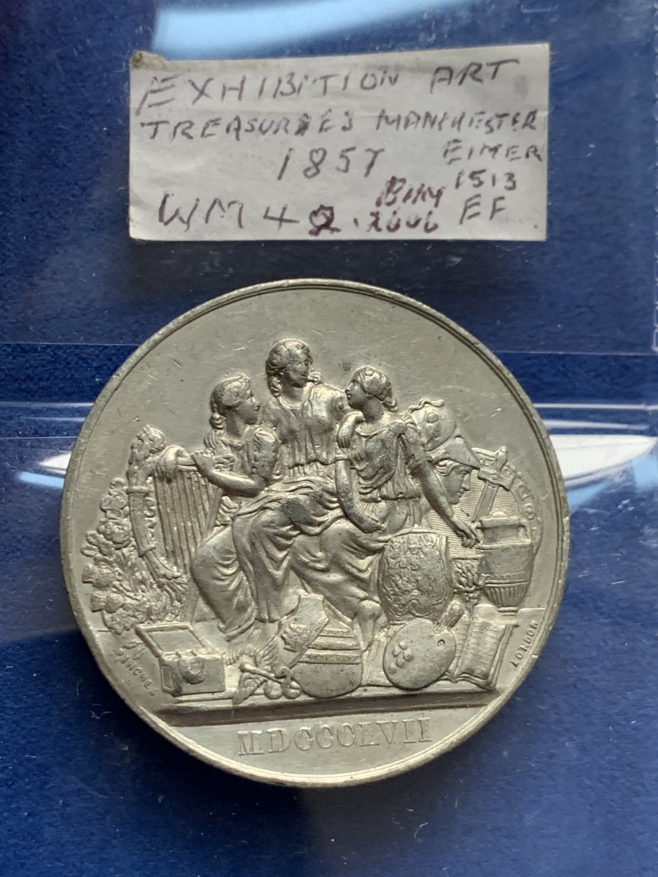 《竞宝斋》第262场-周日，周一，周二 3场连拍 (全场包邮) 英国1857艺术珍宝展览会合金纪念章，BHM编号2606，少见品种品相，带老藏家标签，19.39g，41.3mm