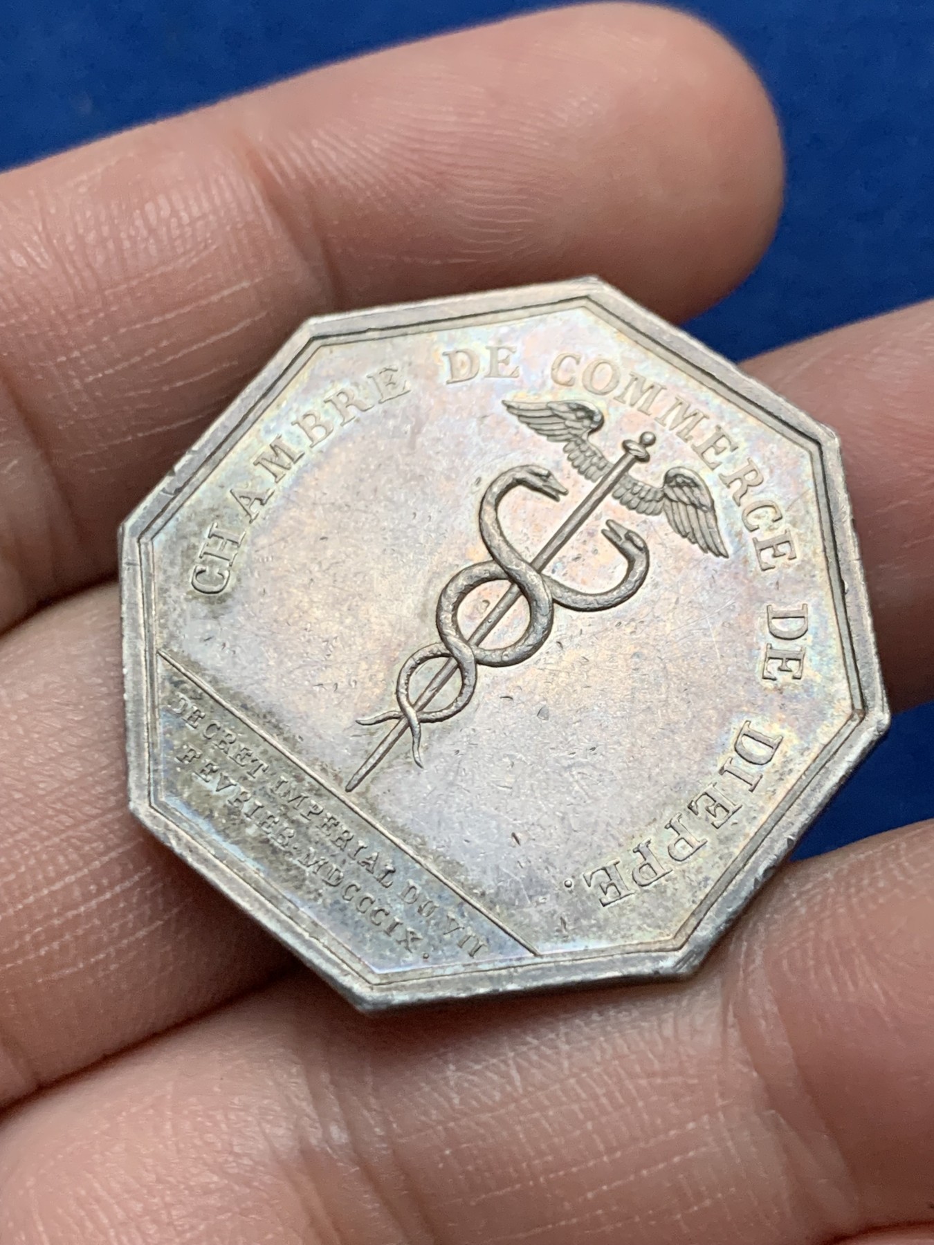 《竞宝斋》第262场-周日，周一，周二 3场连拍 (全场包邮) 法国拿破仑迪耶普商会八角银质代币,少见品种,13.36克,31.7mm,早期无边铭