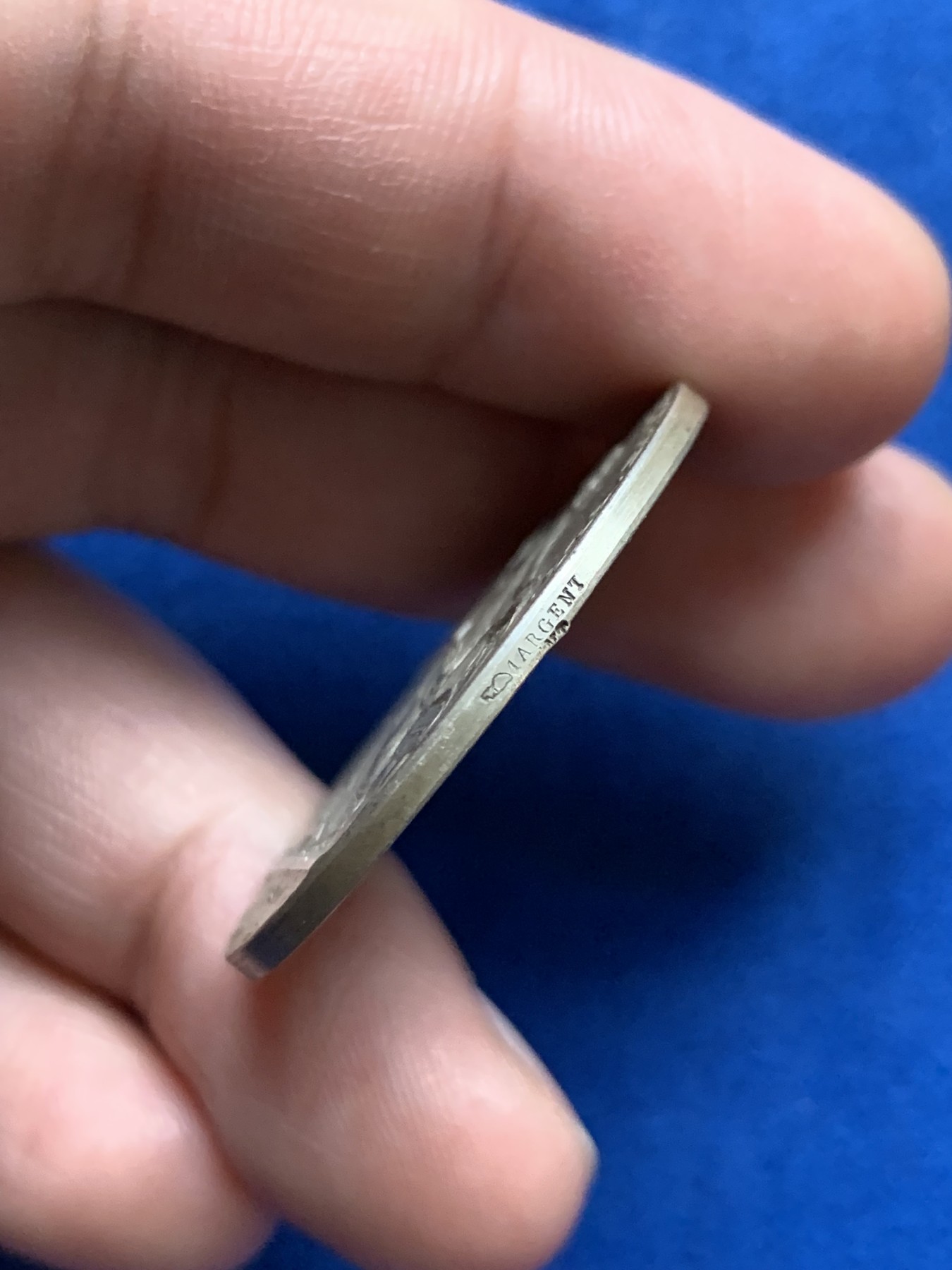 《竞宝斋》第262场-周日，周一，周二 3场连拍 (全场包邮) 法国1822年工业与手工业部贸易女神圆形银质代币 15.45克 33.1mm 好品