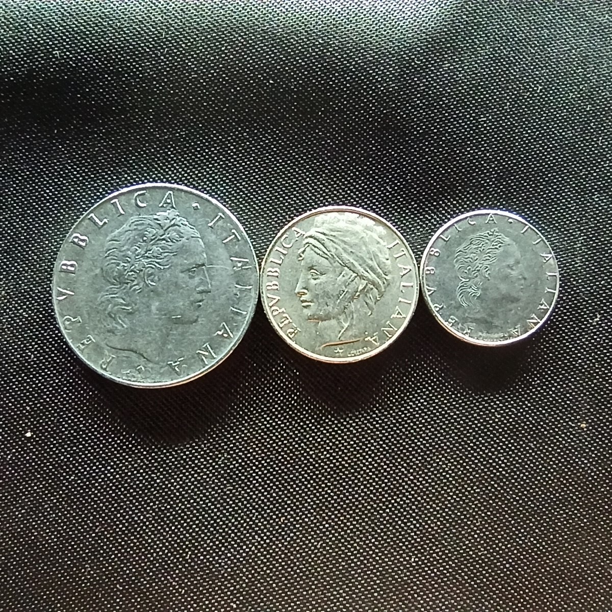 邮泉阁限时拍卖第四场 意大利硬币专场 意大利50里拉3种不同