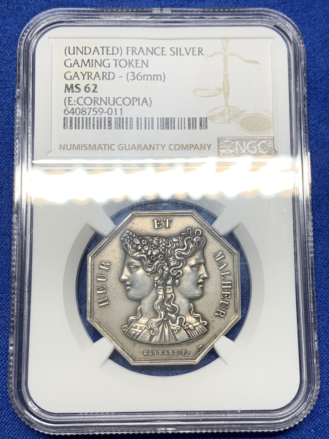 《竞宝斋》第262场-周日，周一，周二 3场连拍 (全场包邮) NGC-MS62 法国双面神系列赌博游戏八角银质代币，铭文：旅程越奇幻，她就越快乐