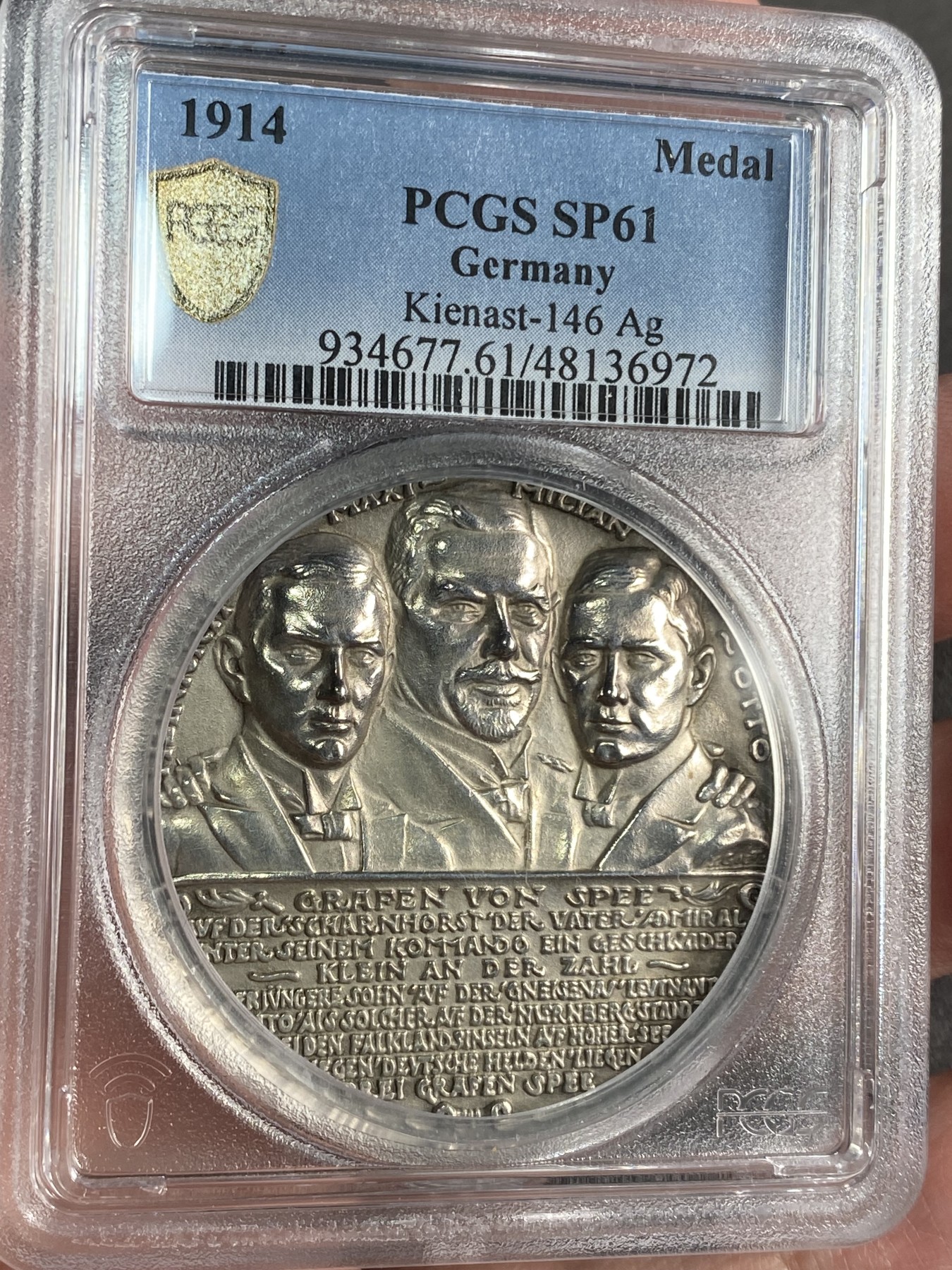 万国钱币拍卖第024期（诸神之战） PCGS SP61 1914年德国海军上将马克西米利安·冯·斯佩伯爵及其儿子海因里希和奥托在福克兰群岛战役中殉国纪念大银章 卡尔哥茨经典设计之一 45MM 35G 帝国雄鹰的陨落 