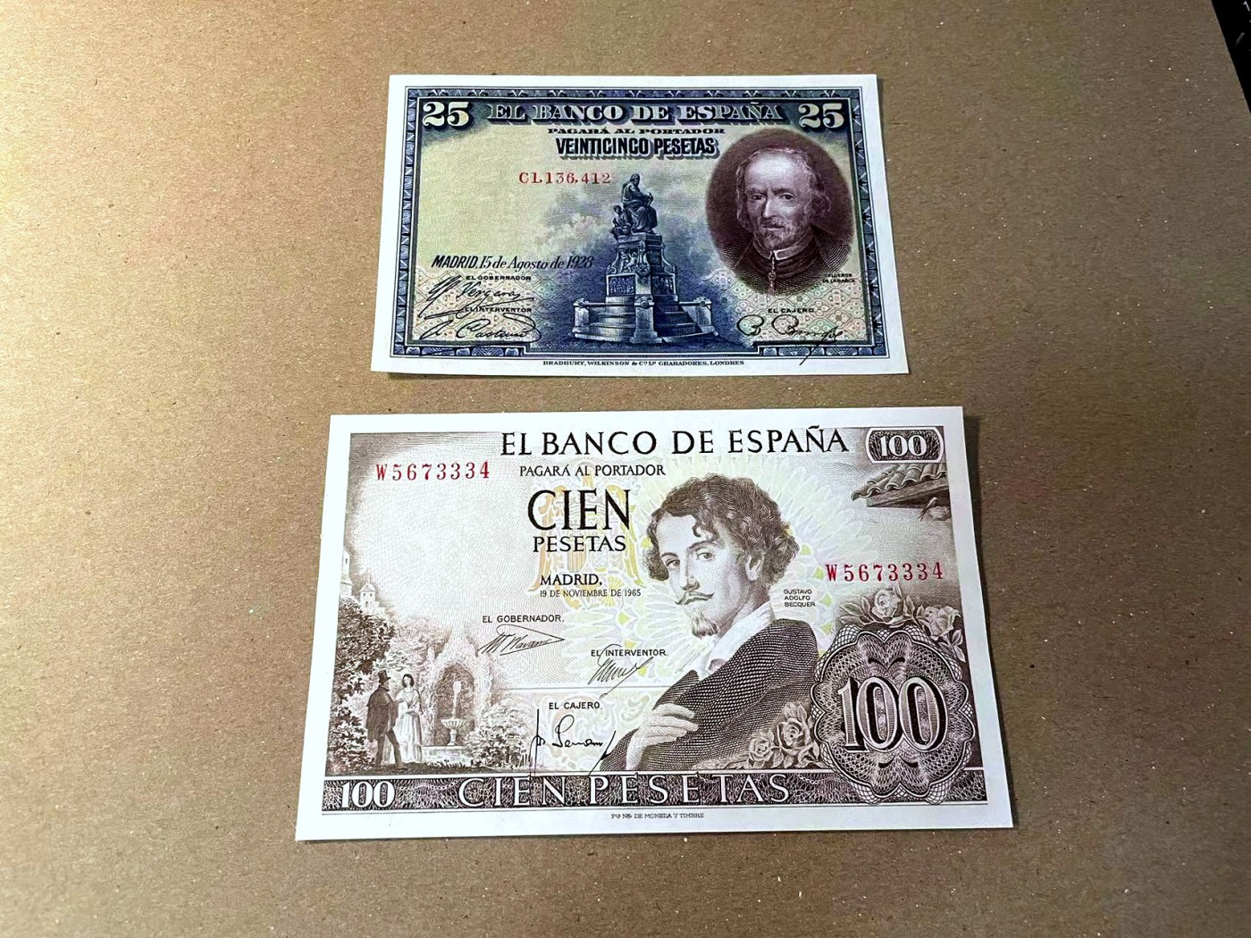 【Blue Auction】✨世界纸币精拍第466期【精】 【一组2张】西班牙 1928-65年25-100比塞塔 全新UNC