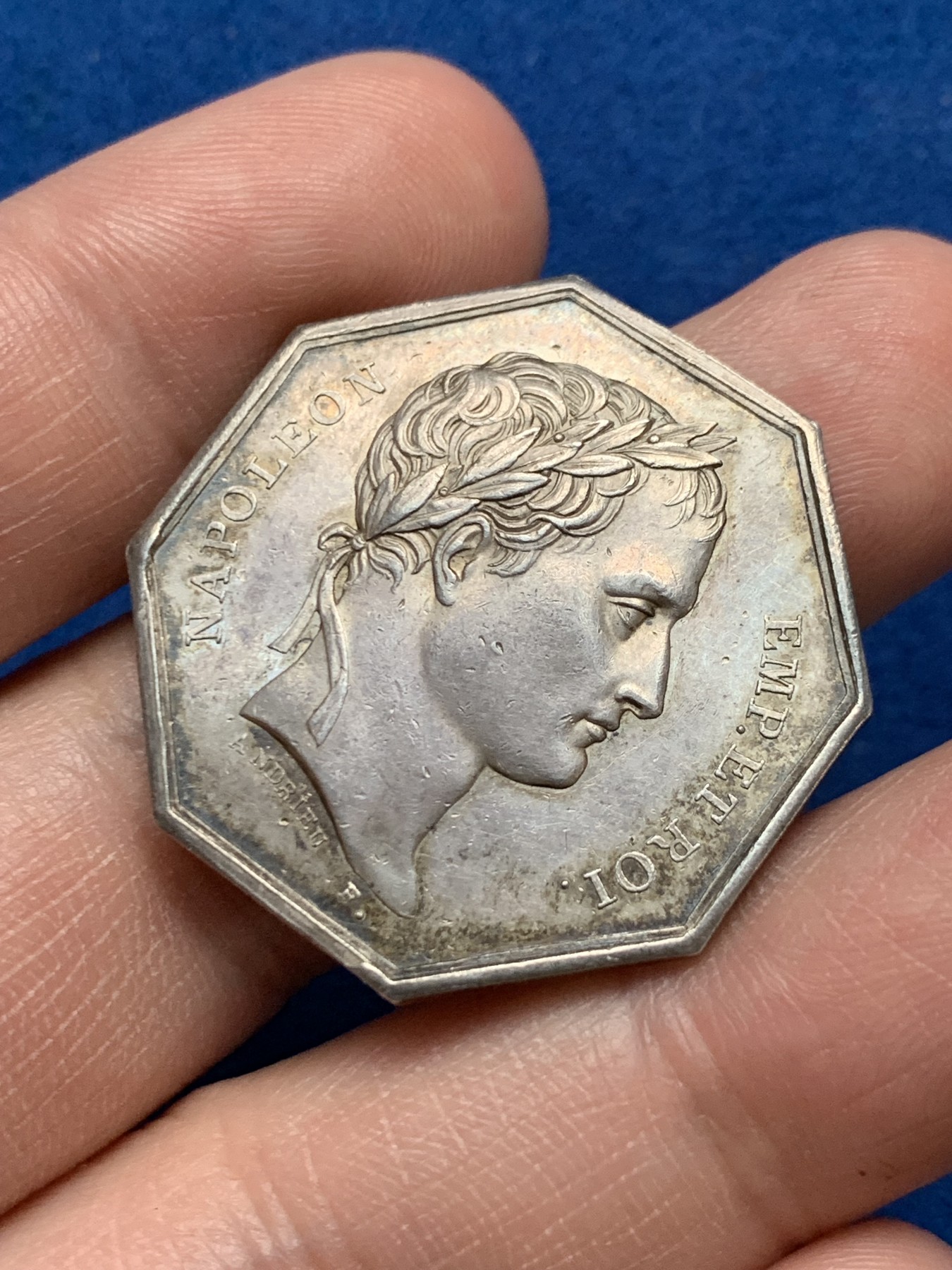 《竞宝斋》第262场-周日，周一，周二 3场连拍 (全场包邮) 法国拿破仑迪耶普商会八角银质代币,少见品种,13.36克,31.7mm,早期无边铭