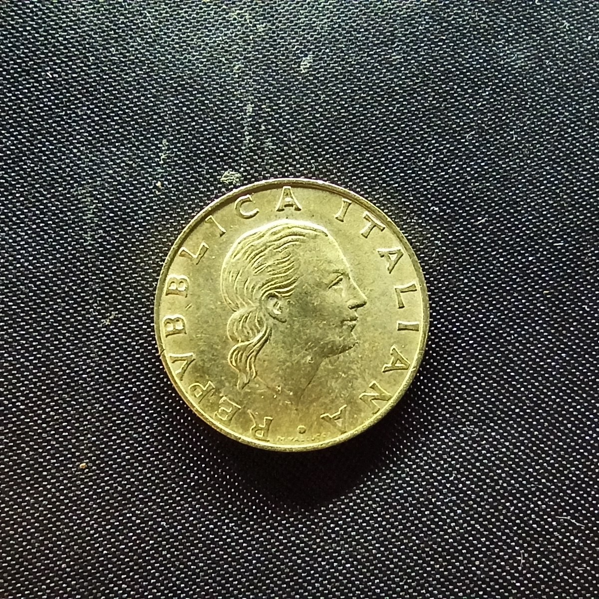 邮泉阁限时拍卖第四场 意大利硬币专场 意大利1997年200里拉纪念币