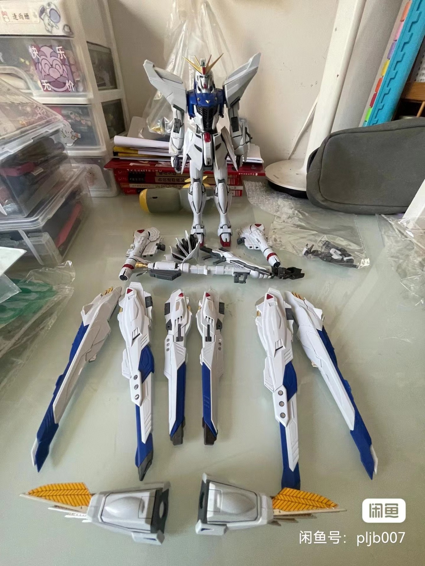 高达手办模型 大班高达拼装模型mg系列F91 8821全装备与损，默认水口渣，素组，部分渗线带夜光！拍前指哪拍哪，售出不退！！！