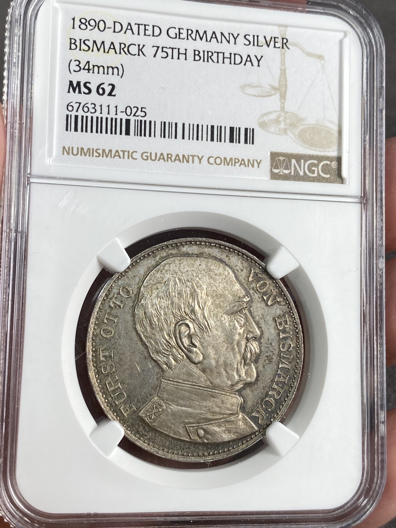 万国钱币拍卖第024期（诸神之战） NGC MS62 1890年德国帝国宰相俾斯麦75岁大寿纪念银章 著名的大炮泰勒为蓝本 整体设计饱满丰富 极其少见的品种 可以与大炮泰勒成双对共藏之 