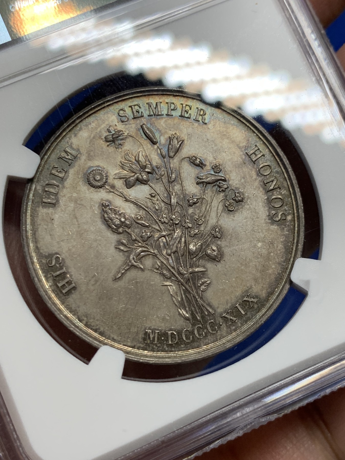 《竞宝斋》第262场-周日，周一，周二 3场连拍 (全场包邮) NGC MS62 法国图卢兹花卉节银质jeton，女诗人克莱蒙·伊索尔