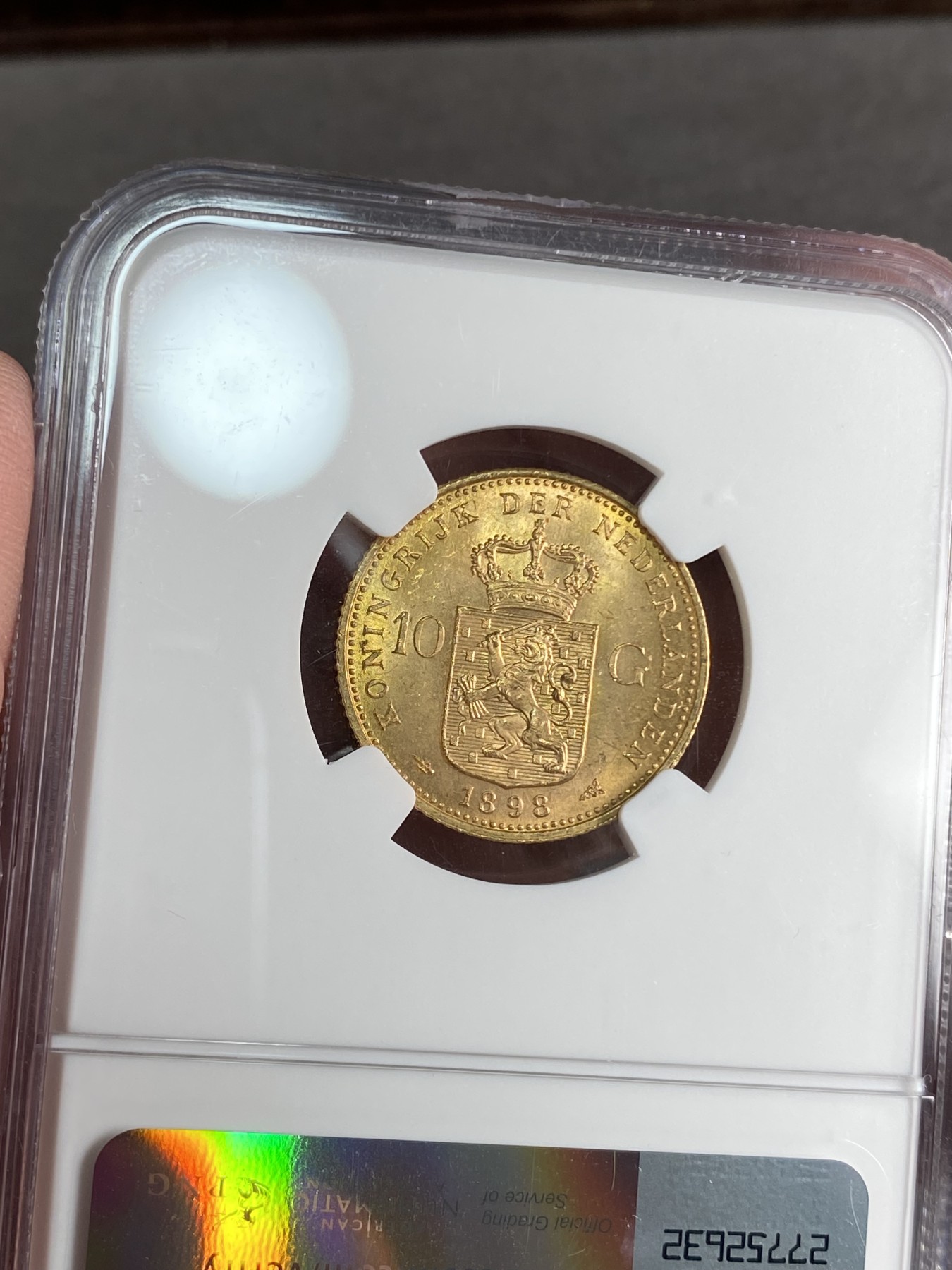 万国钱币拍卖第024期（诸神之战） NGC MS63 1898年荷兰威尔明娜女王少女头像10盾金币 单年发行品种，发行量仅99000枚，原光好品，刚刚结束的AW同分成交价已过万。6.73g，900金。
