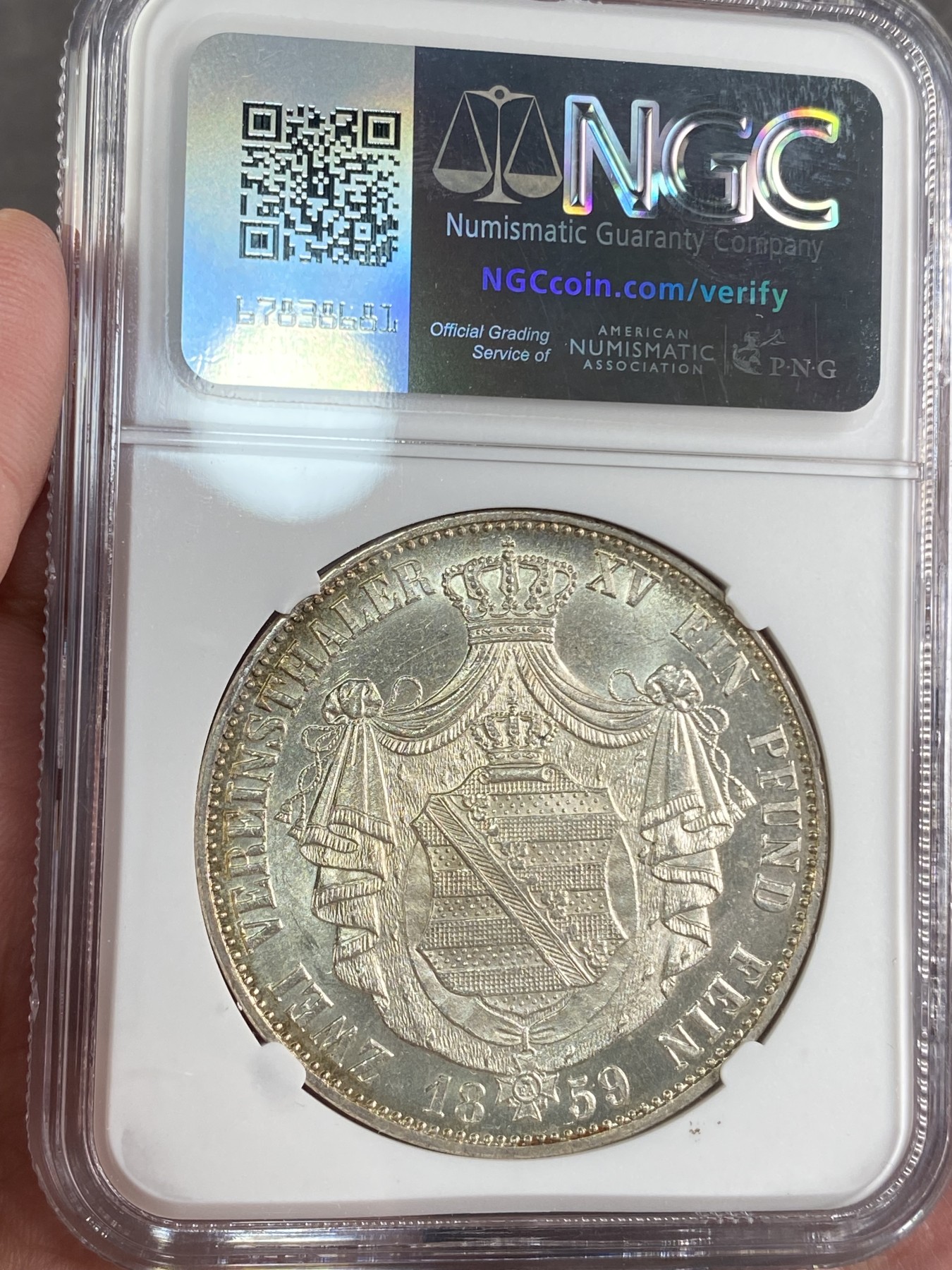 万国钱币拍卖第024期（诸神之战） NGC MS63 1859年德国萨克森大纹章2泰勒 金彩环绕 银霜十字转光极强 亚军分 可直接入藏终身的一枚