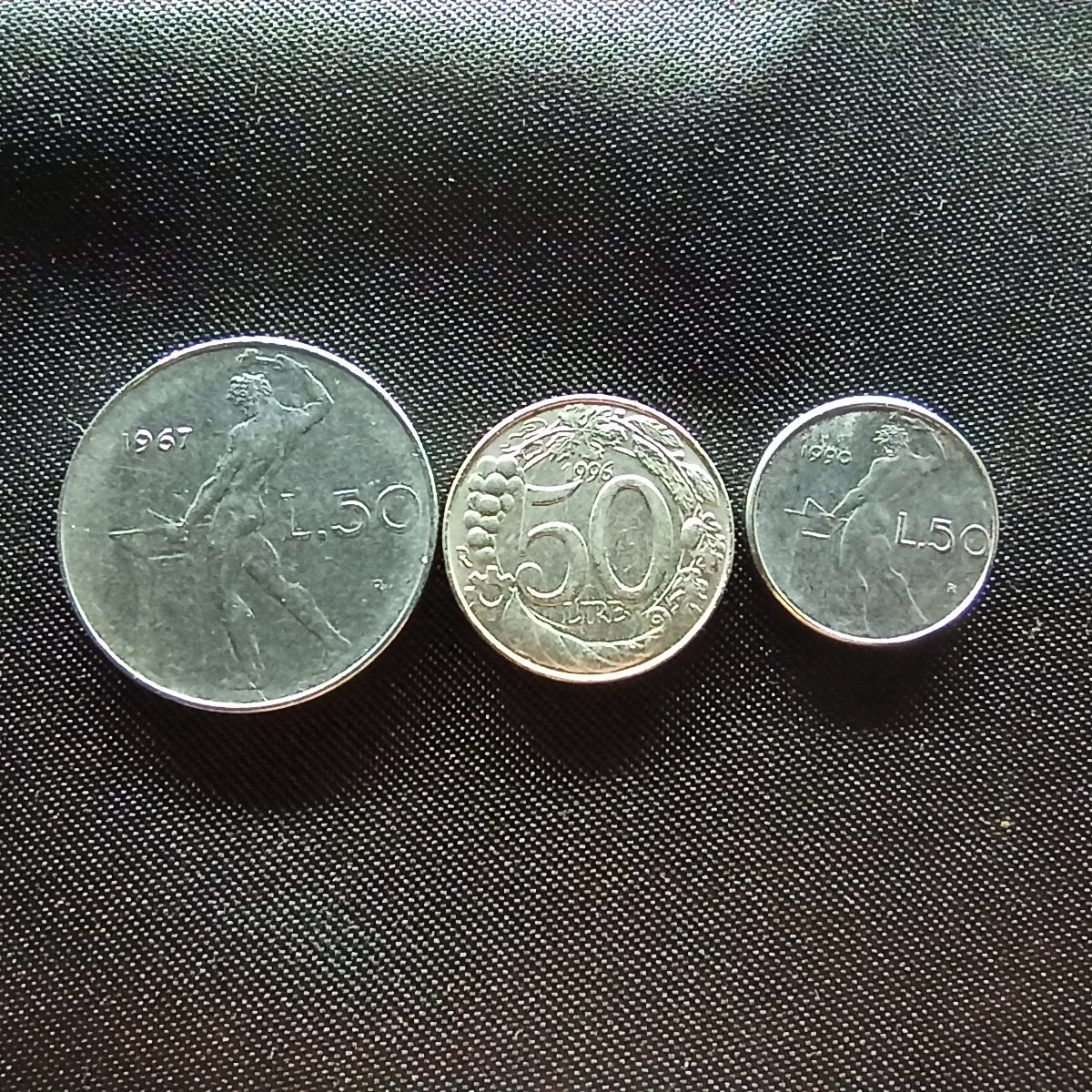 邮泉阁限时拍卖第四场 意大利硬币专场 意大利50里拉3种不同