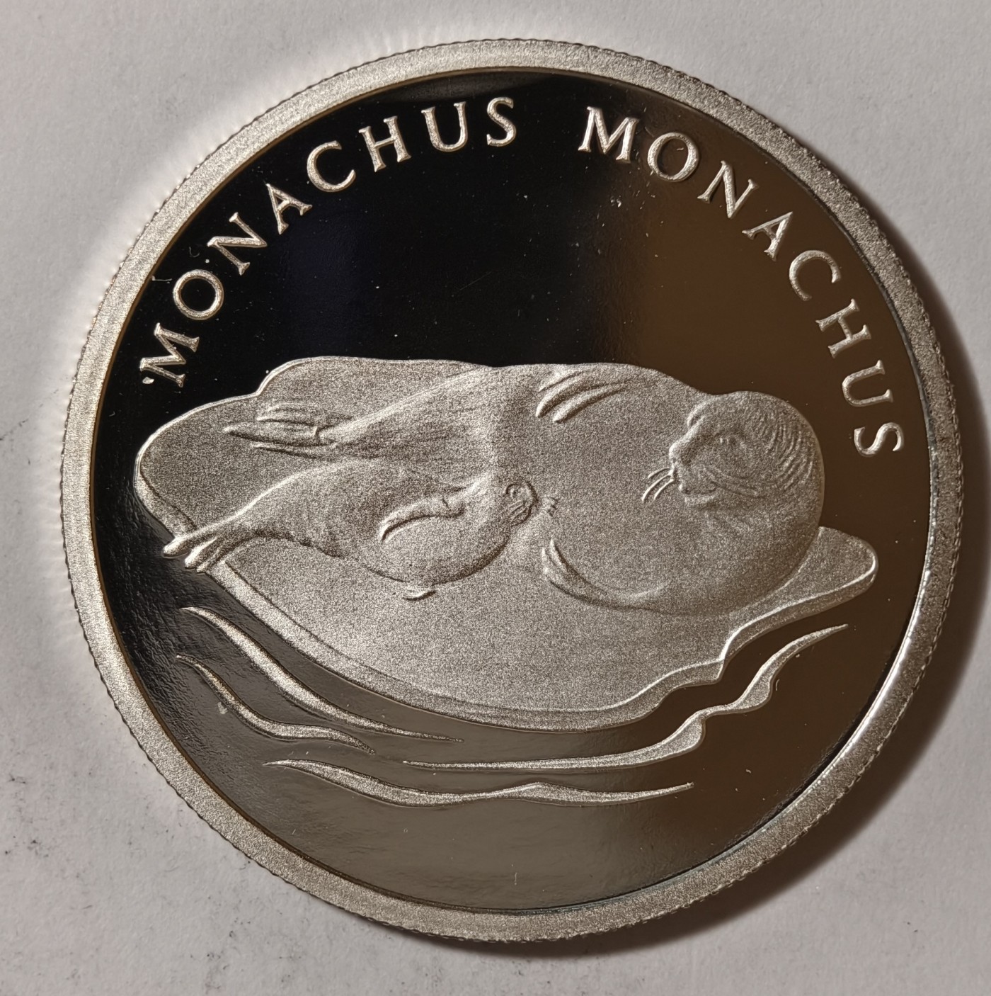 紫瑗钱币——第342期拍卖 联合国 1986年 WWF野生基金会30周年 僧海豹 纪念章 20克 0.999银 精制