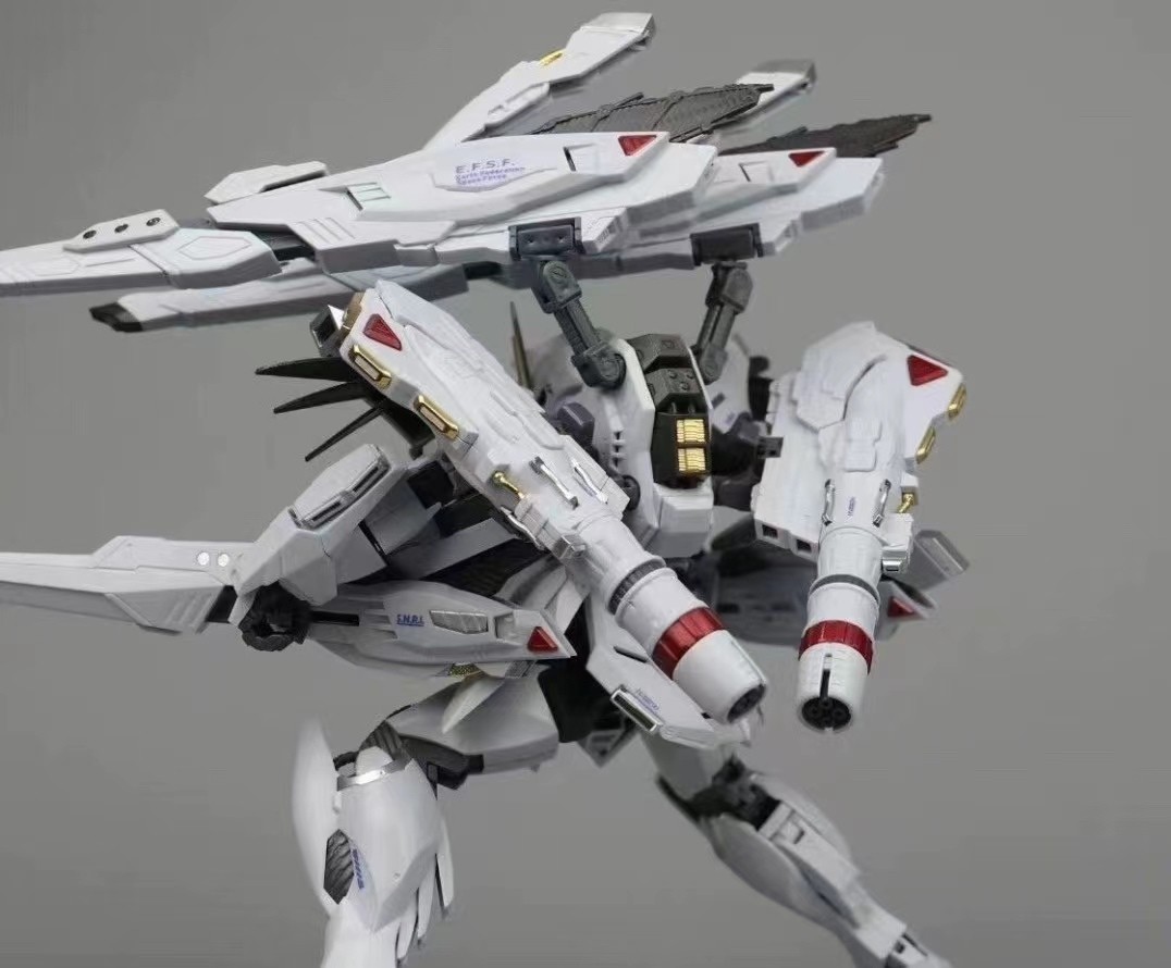 高达手办模型 大班高达拼装模型mg系列F91 8821全装备与损，默认水口渣，素组，部分渗线带夜光！拍前指哪拍哪，售出不退！！！